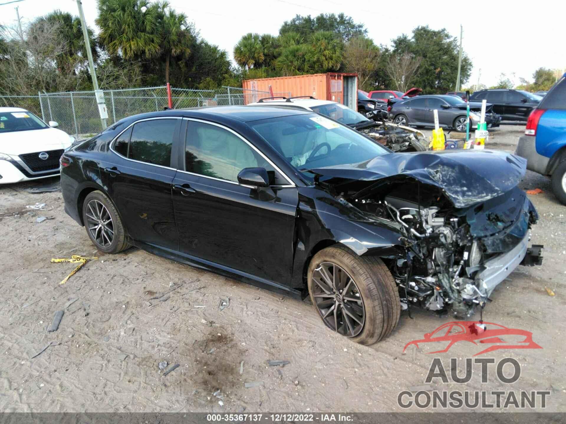 TOYOTA CAMRY 2023 - 4T1G11AK7PU102833