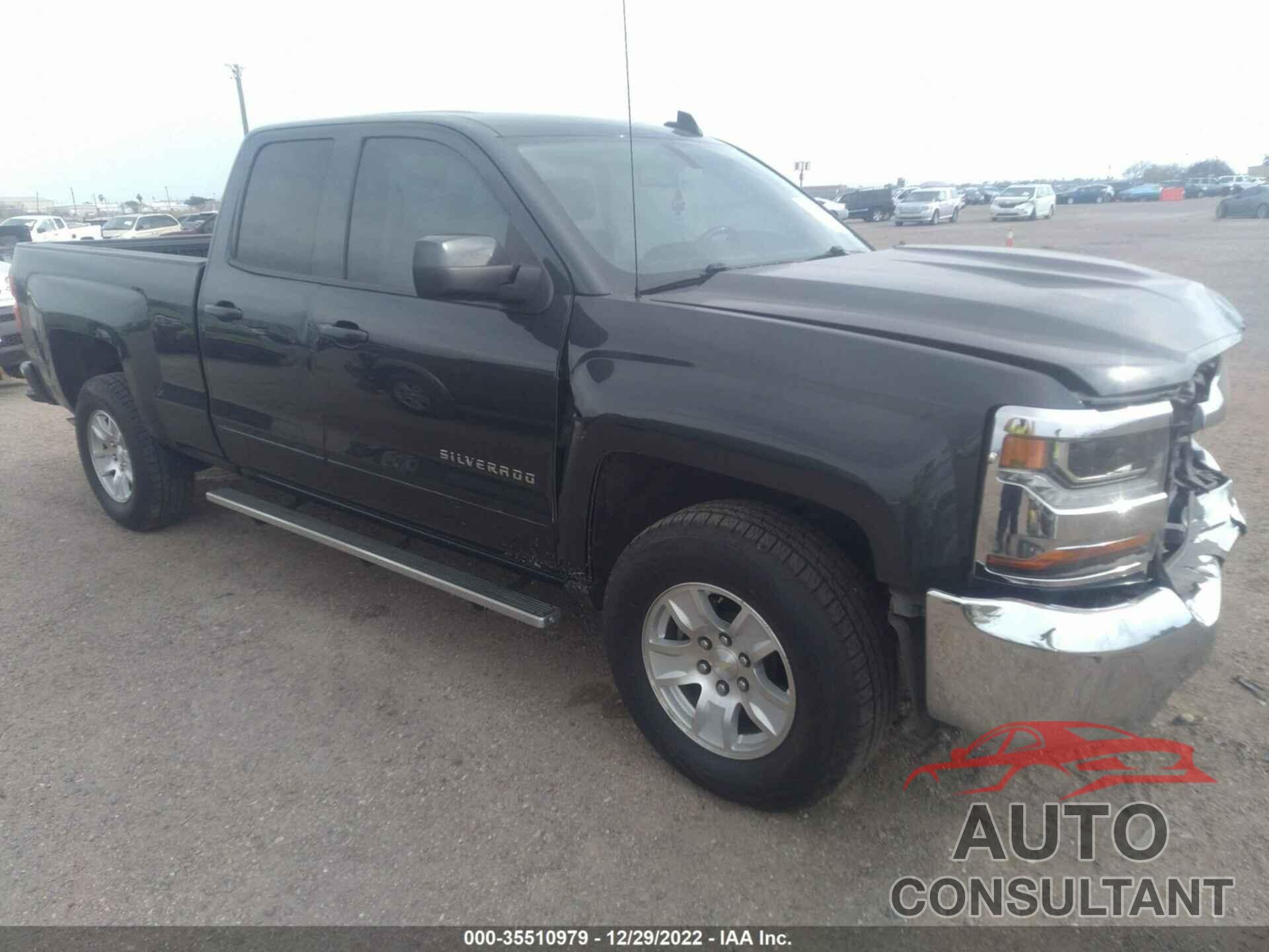CHEVROLET SILVERADO 1500 2018 - 1GCRCREC6JZ183567