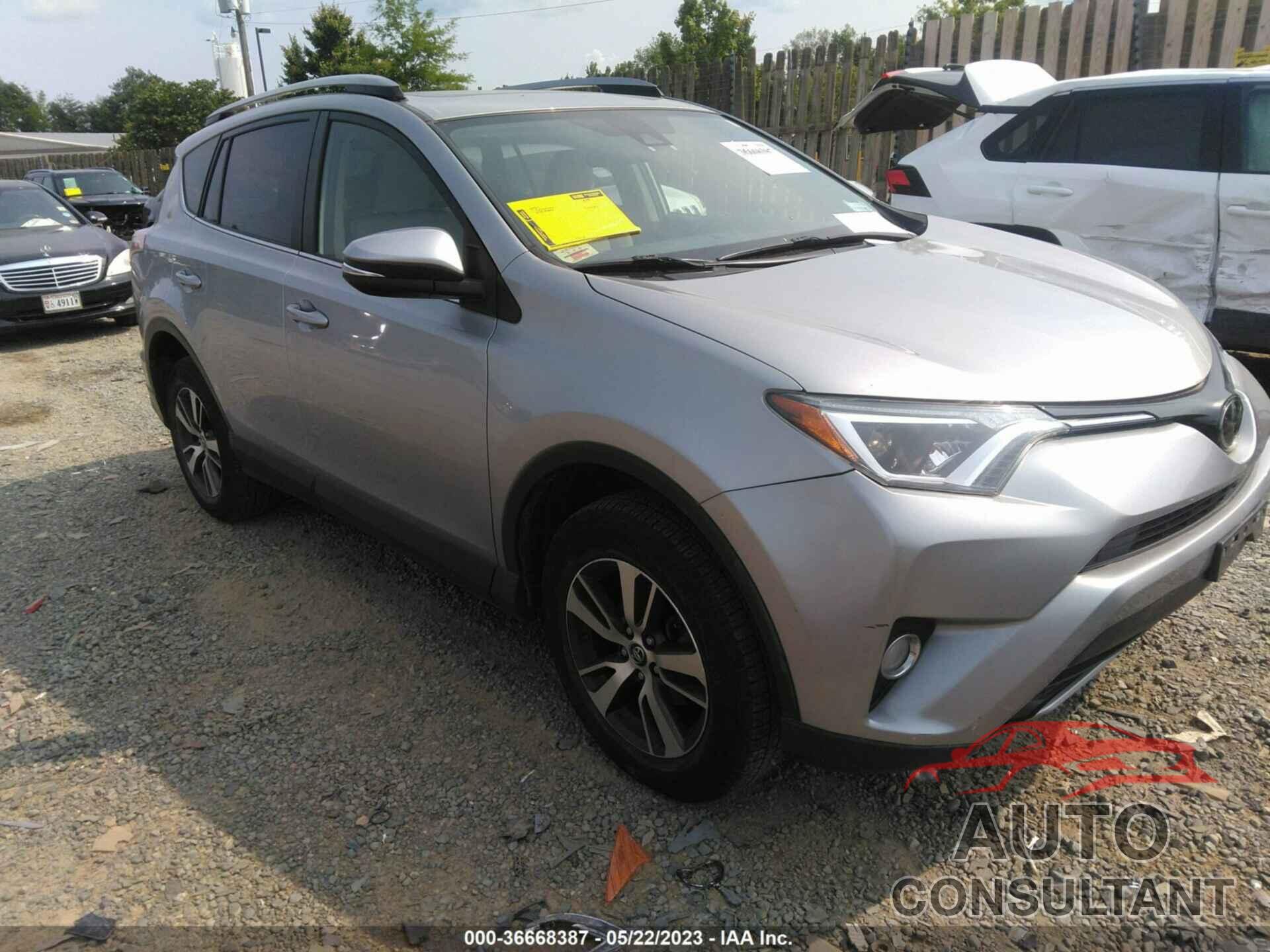 TOYOTA RAV4 2018 - JTMRFREV9JJ191766