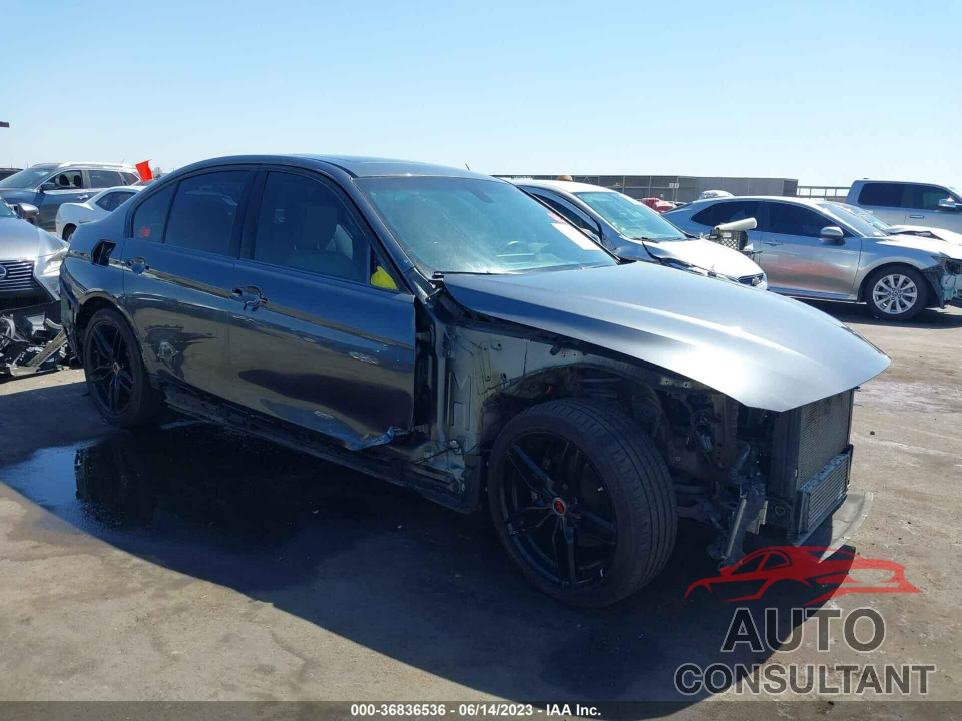 BMW 3 SERIES 2016 - WBA8E9G50GNU29482