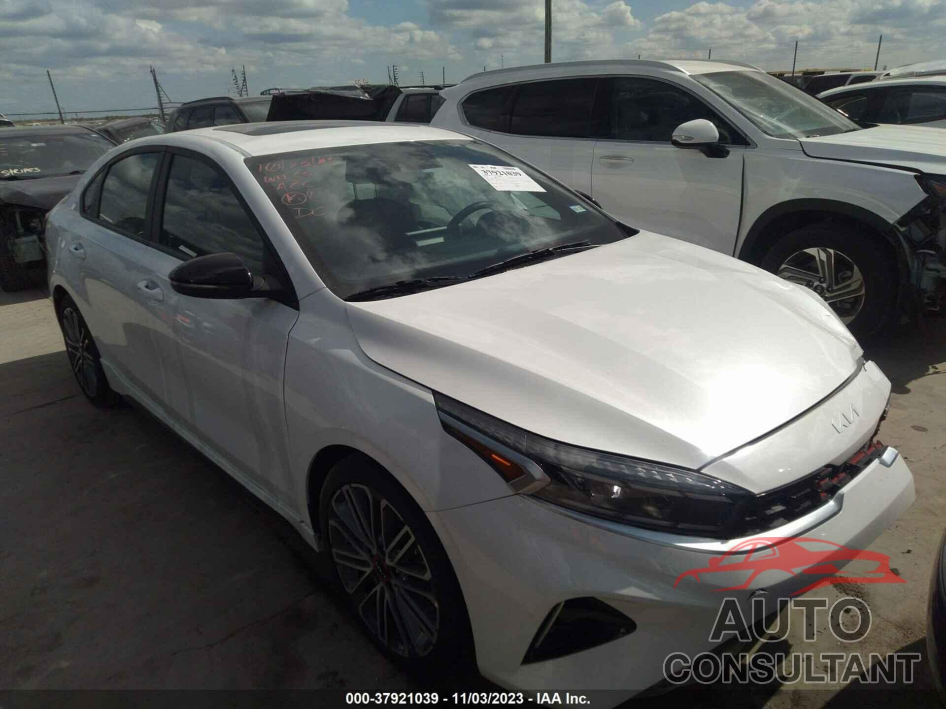 KIA FORTE 2023 - 3KPF44AC6PE598871