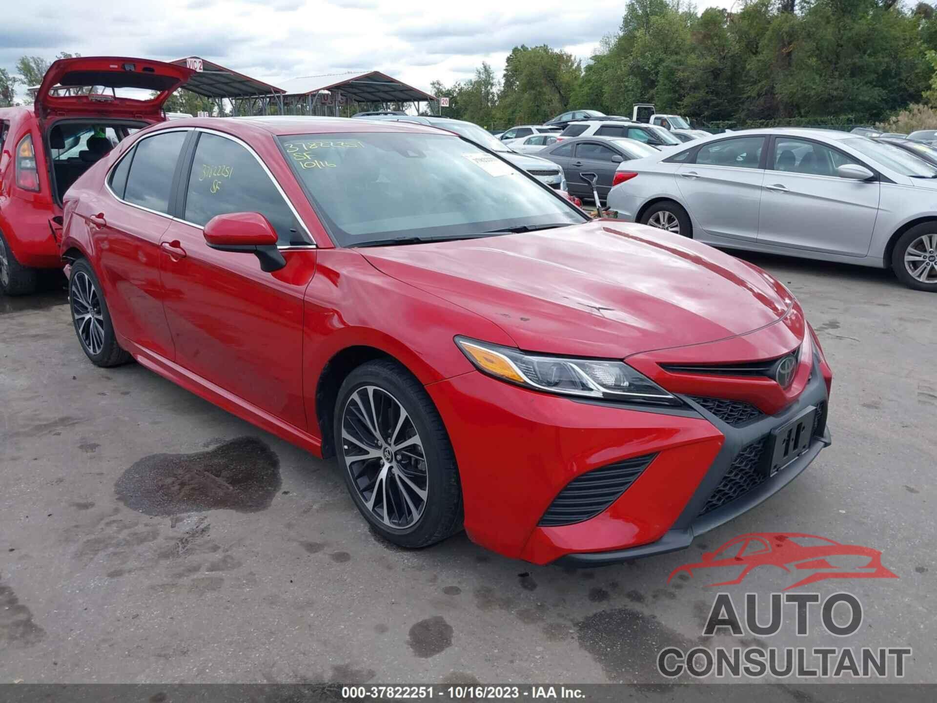 TOYOTA CAMRY 2020 - 4T1G11AK1LU396417