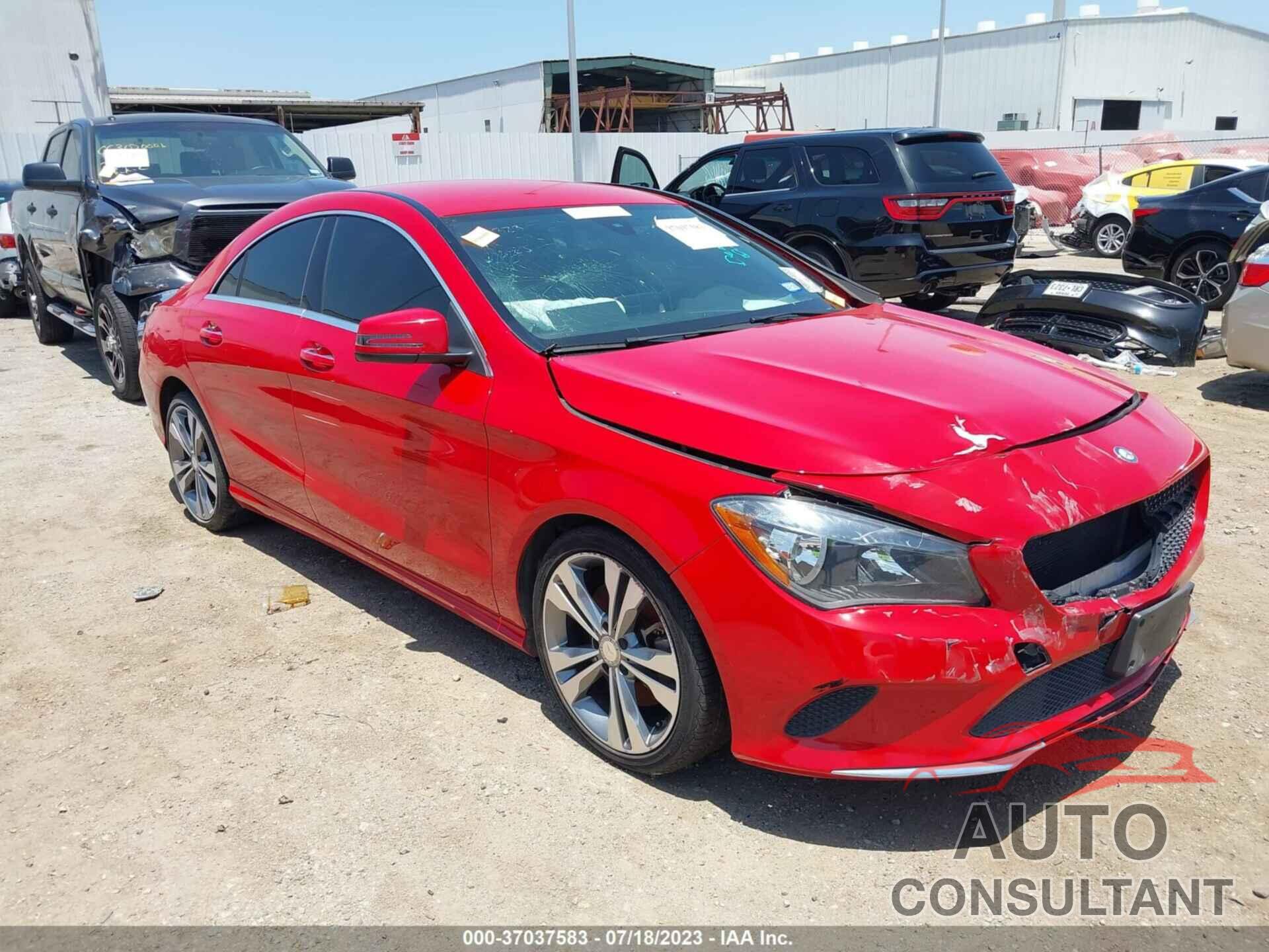 MERCEDES-BENZ CLA 250 2017 - WDDSJ4EB5HN436323