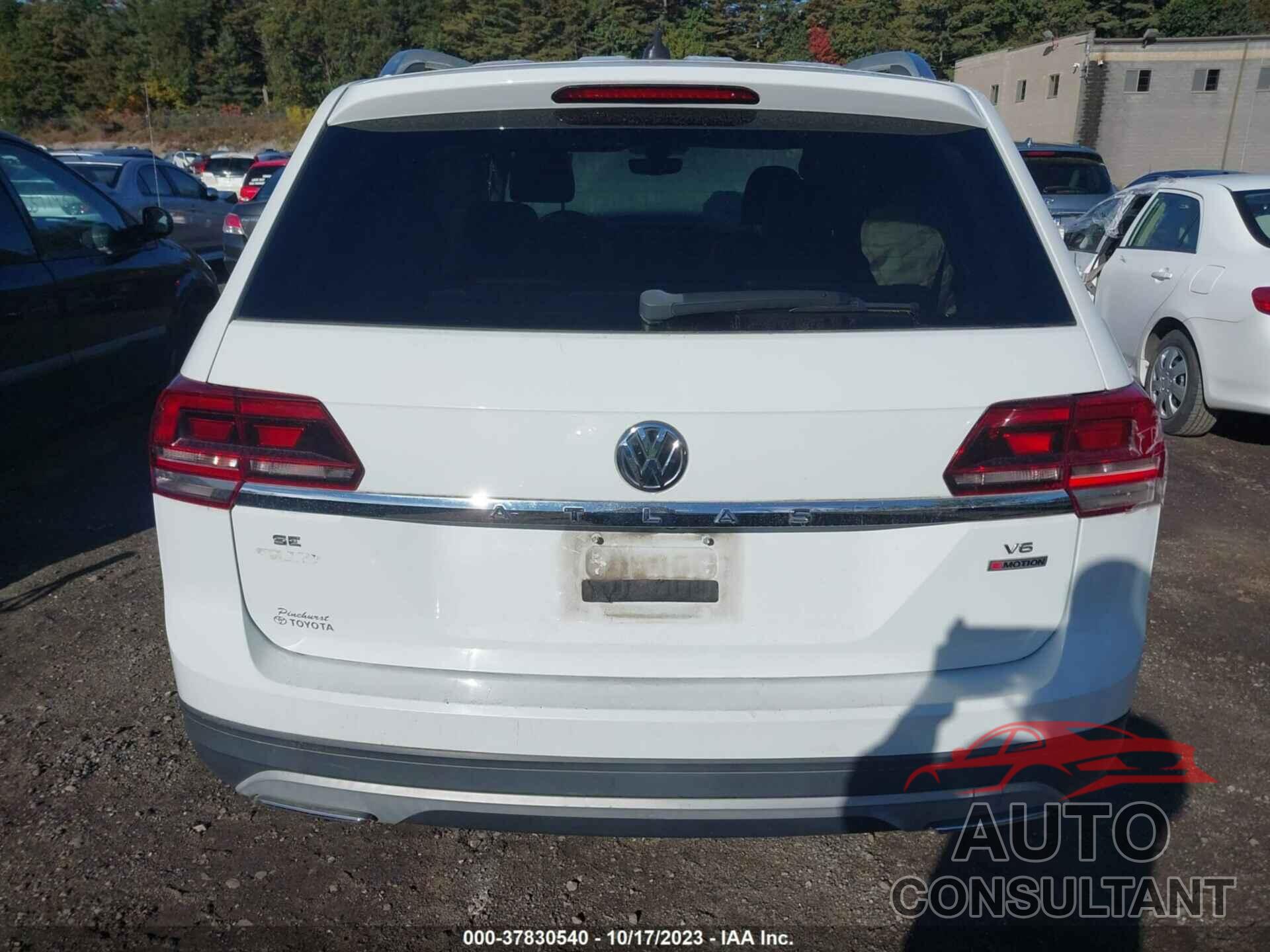 VOLKSWAGEN ATLAS 2018 - 1V2LR2CA5JC517232