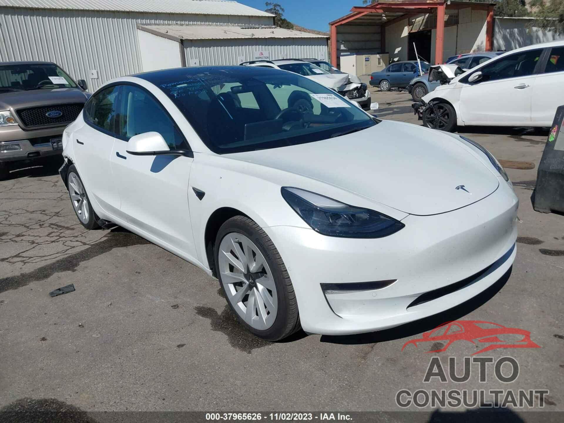 TESLA MODEL 3 2022 - 5YJ3E1EA8NF200655