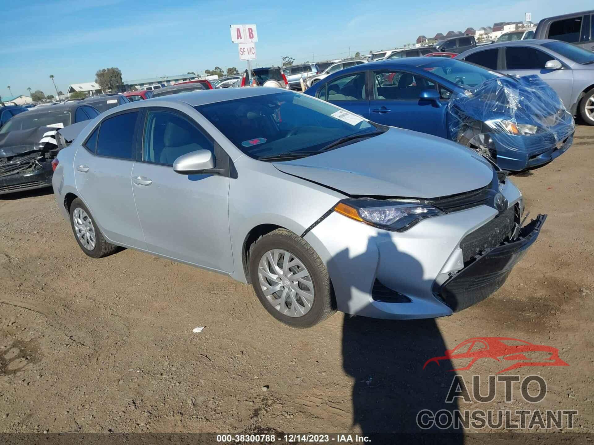 TOYOTA COROLLA 2019 - 2T1BURHE8KC232551