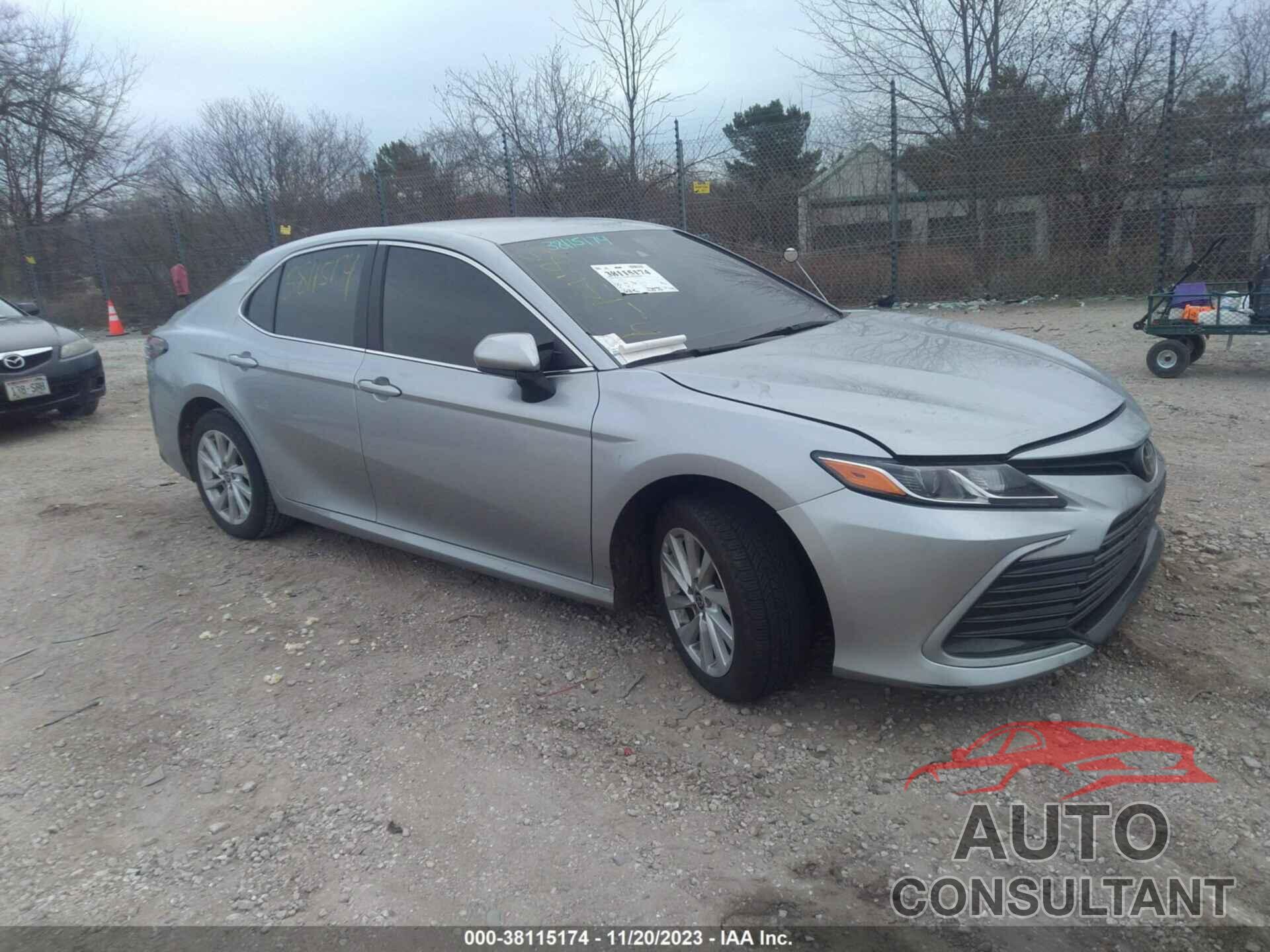 TOYOTA CAMRY 2021 - 4T1C11AK2MU535342