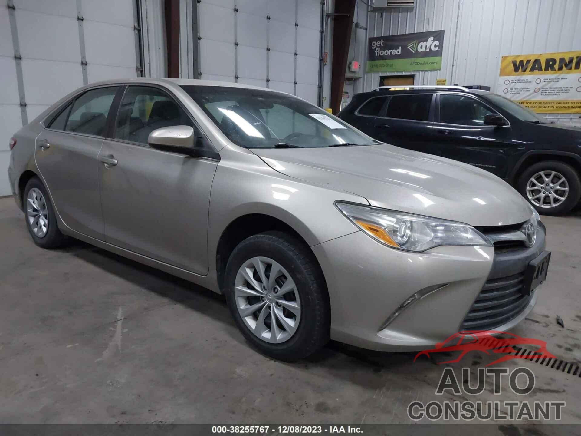 TOYOTA CAMRY 2015 - 4T4BF1FKXFR501941