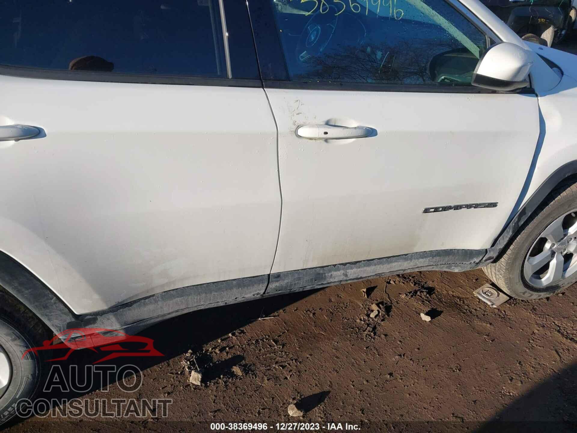 JEEP COMPASS 2018 - 3C4NJDBB7JT434347