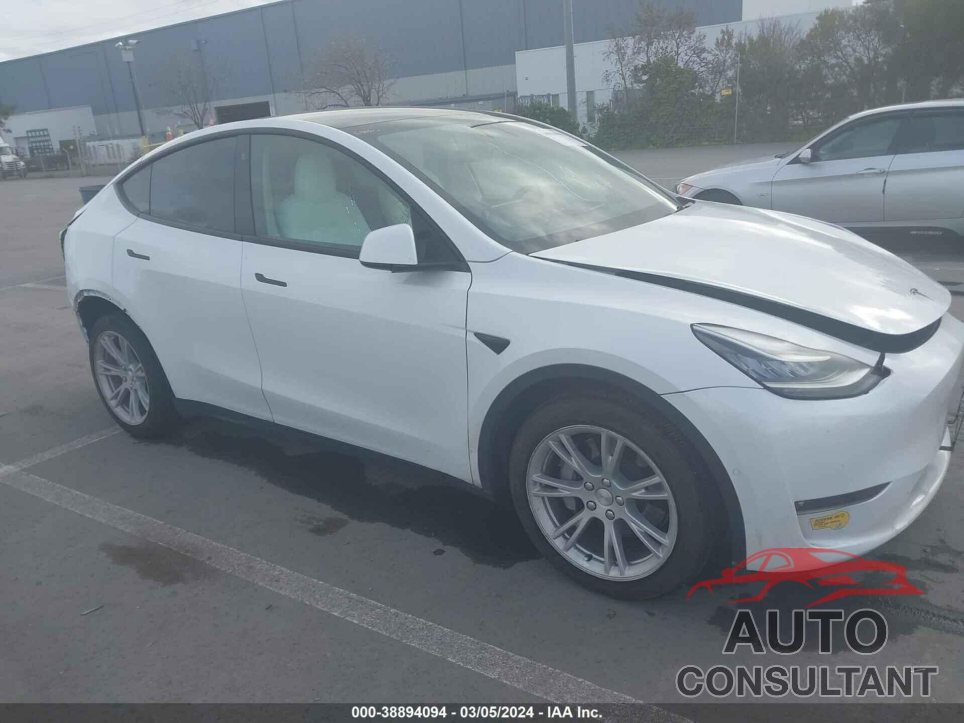 TESLA MODEL Y 2022 - 7SAYGDEE6NF376157