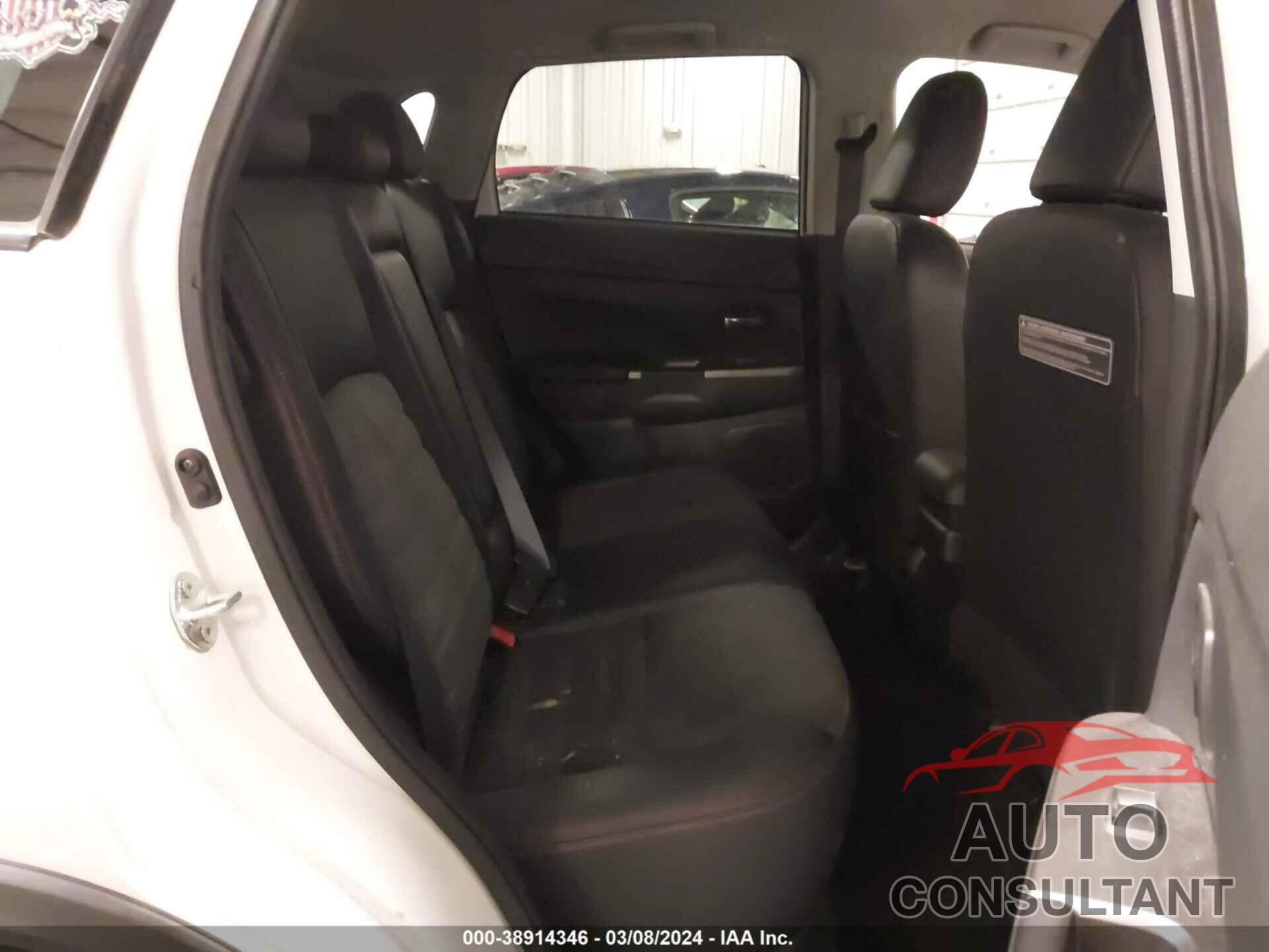 MITSUBISHI OUTLANDER SPORT 2018 - JA4AR3AW6JU025763