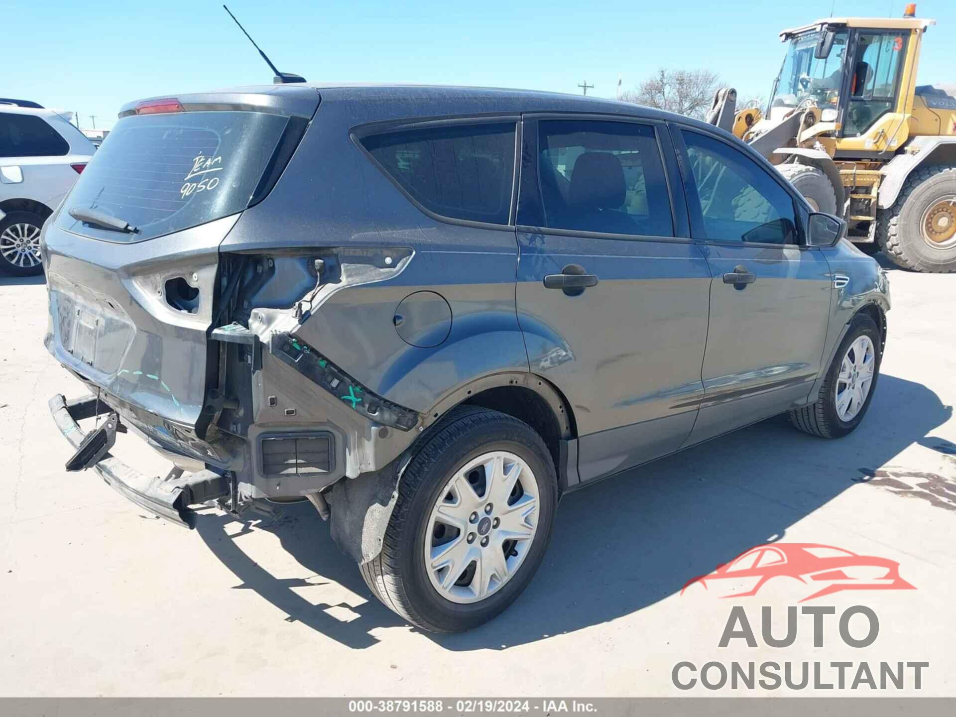 FORD ESCAPE 2016 - 1FMCU0F73GUA10042