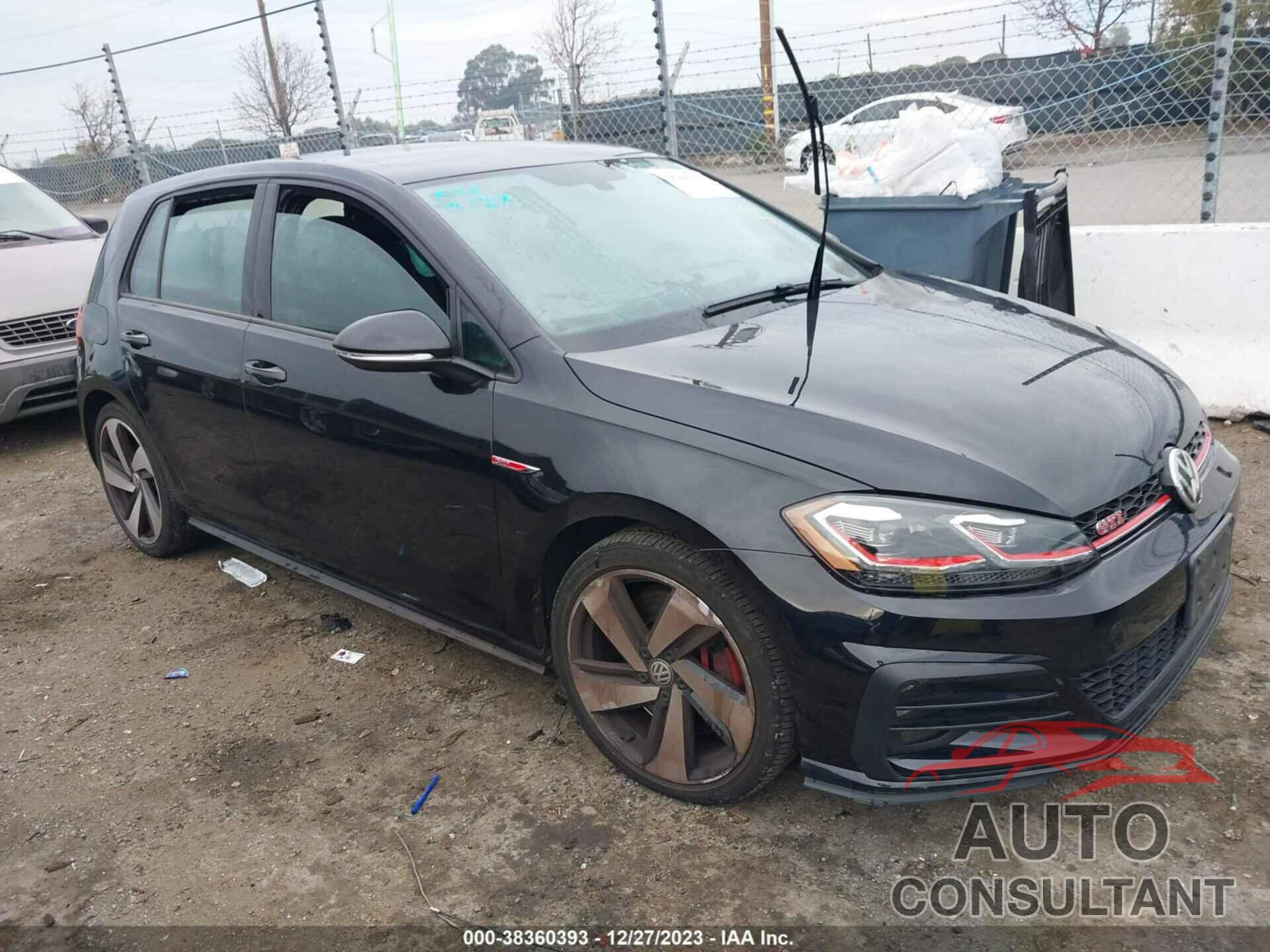 VOLKSWAGEN GOLF GTI 2019 - 3VW6T7AU7KM036731