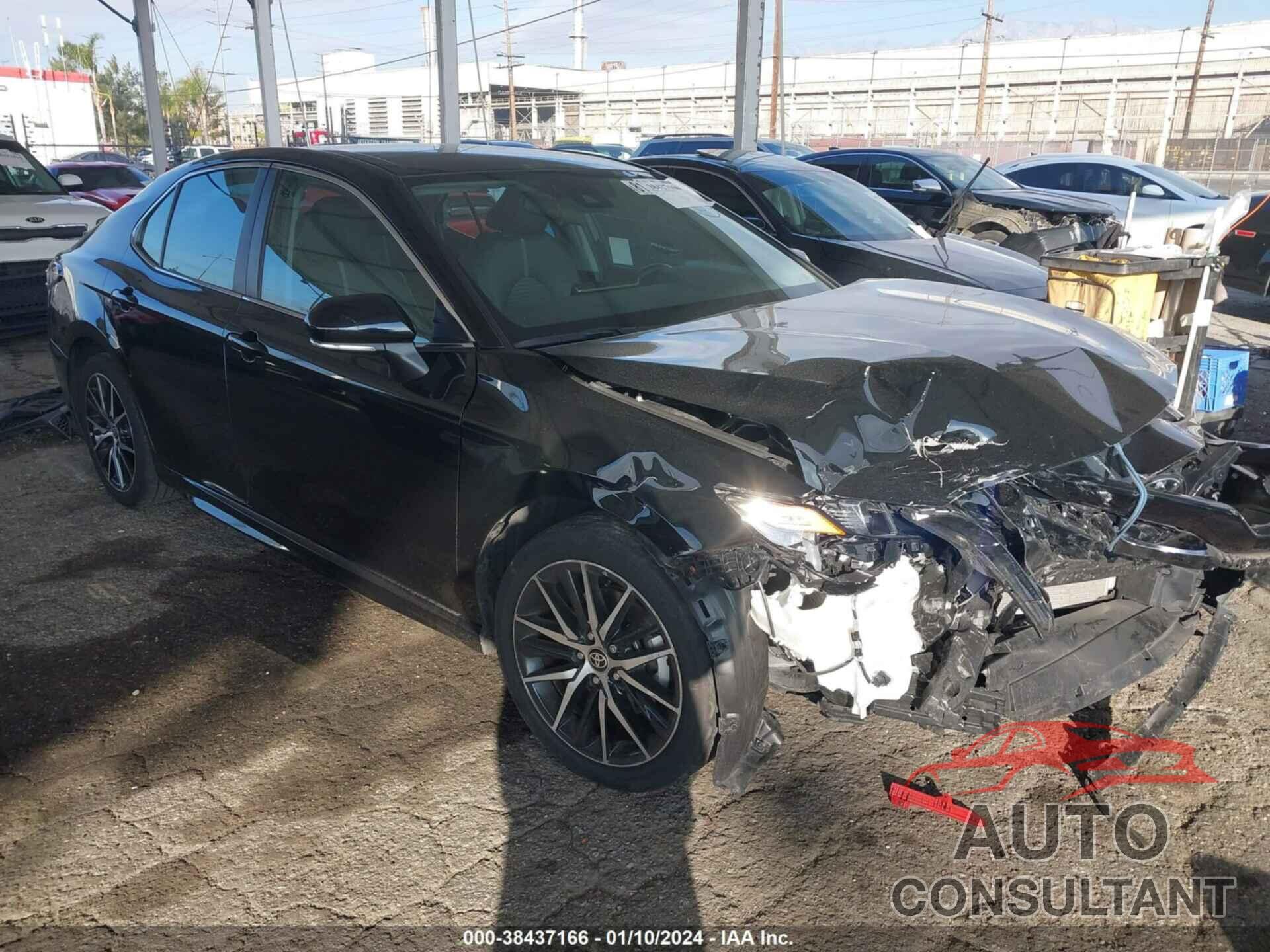 TOYOTA CAMRY 2023 - 4T1G11AK2PU736146