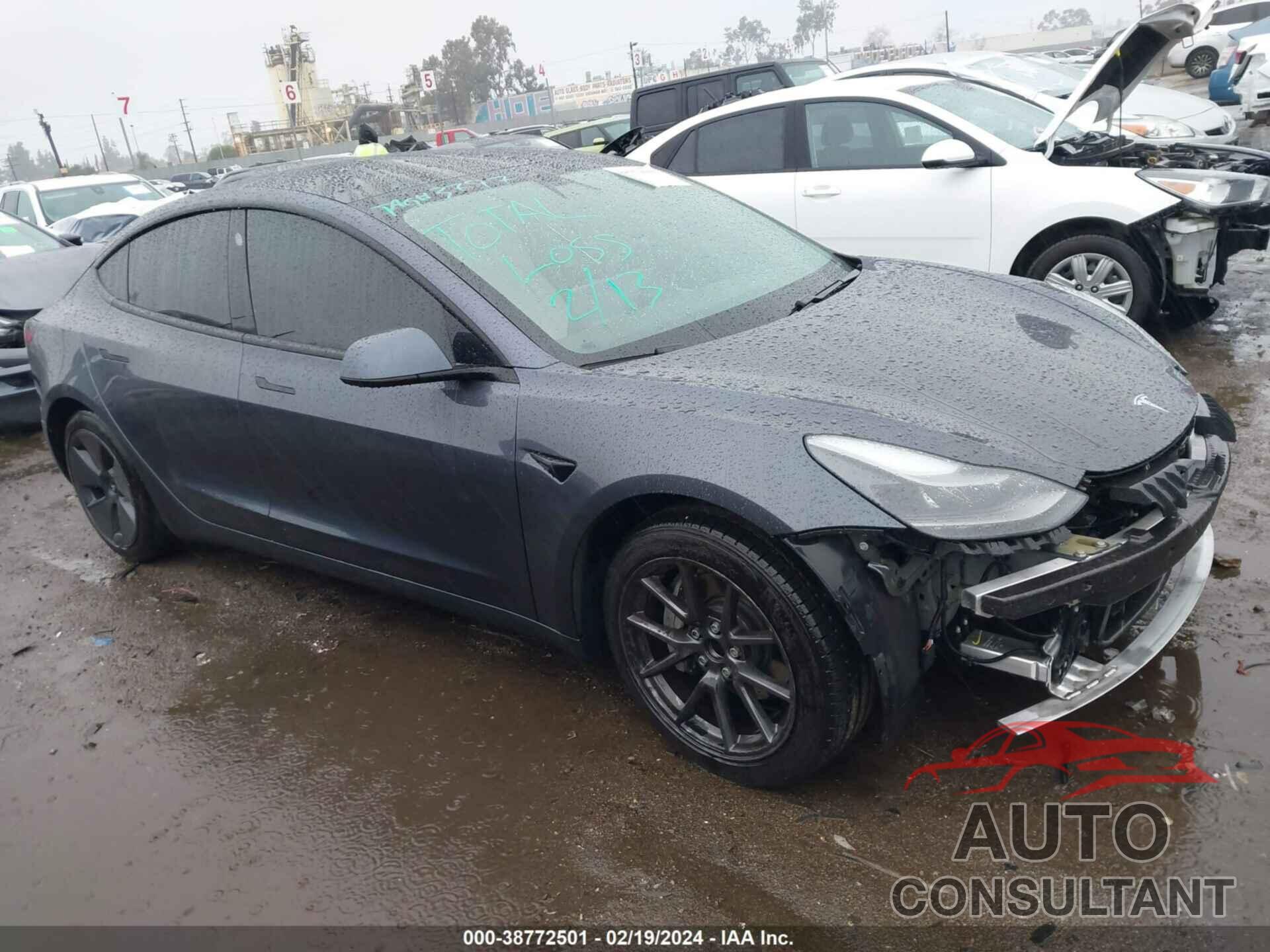 TESLA MODEL 3 2021 - 5YJ3E1EA9MF875297