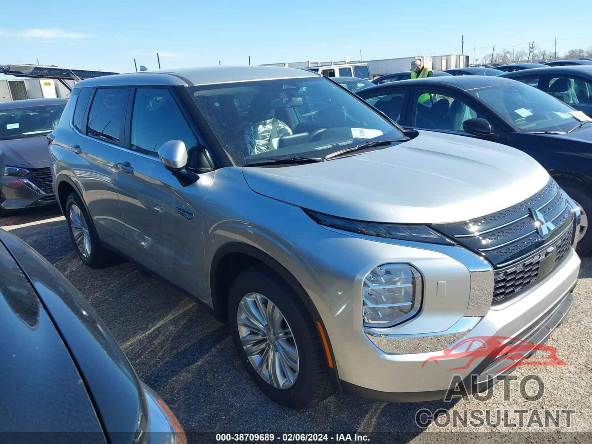 MITSUBISHI OUTLANDER PHEV 2024 - JA4T5UA98RZ032197