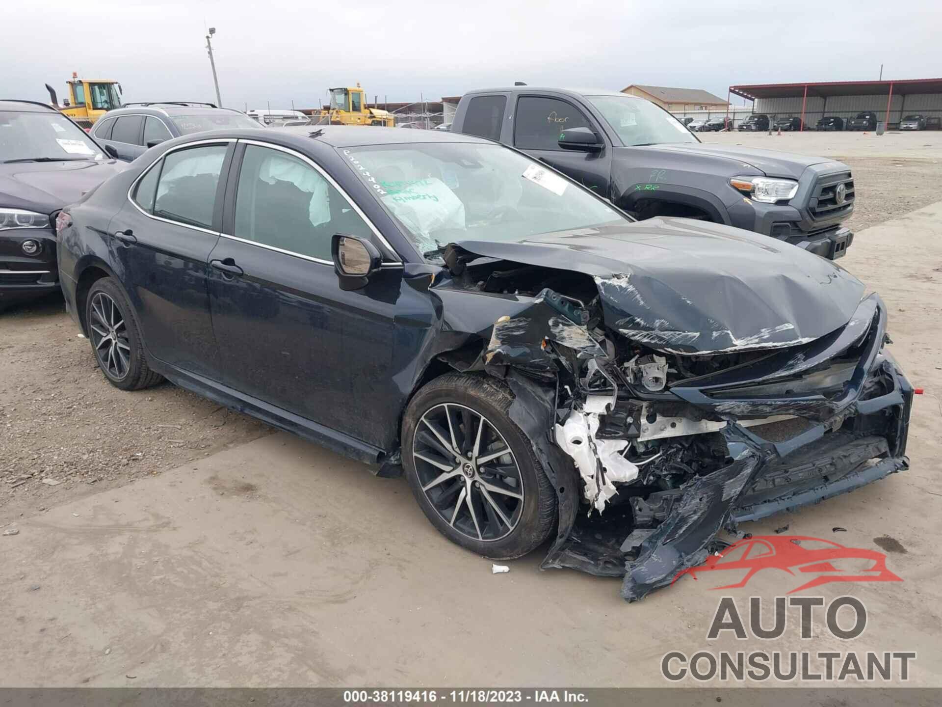 TOYOTA CAMRY 2021 - 4T1G11AK3MU483110
