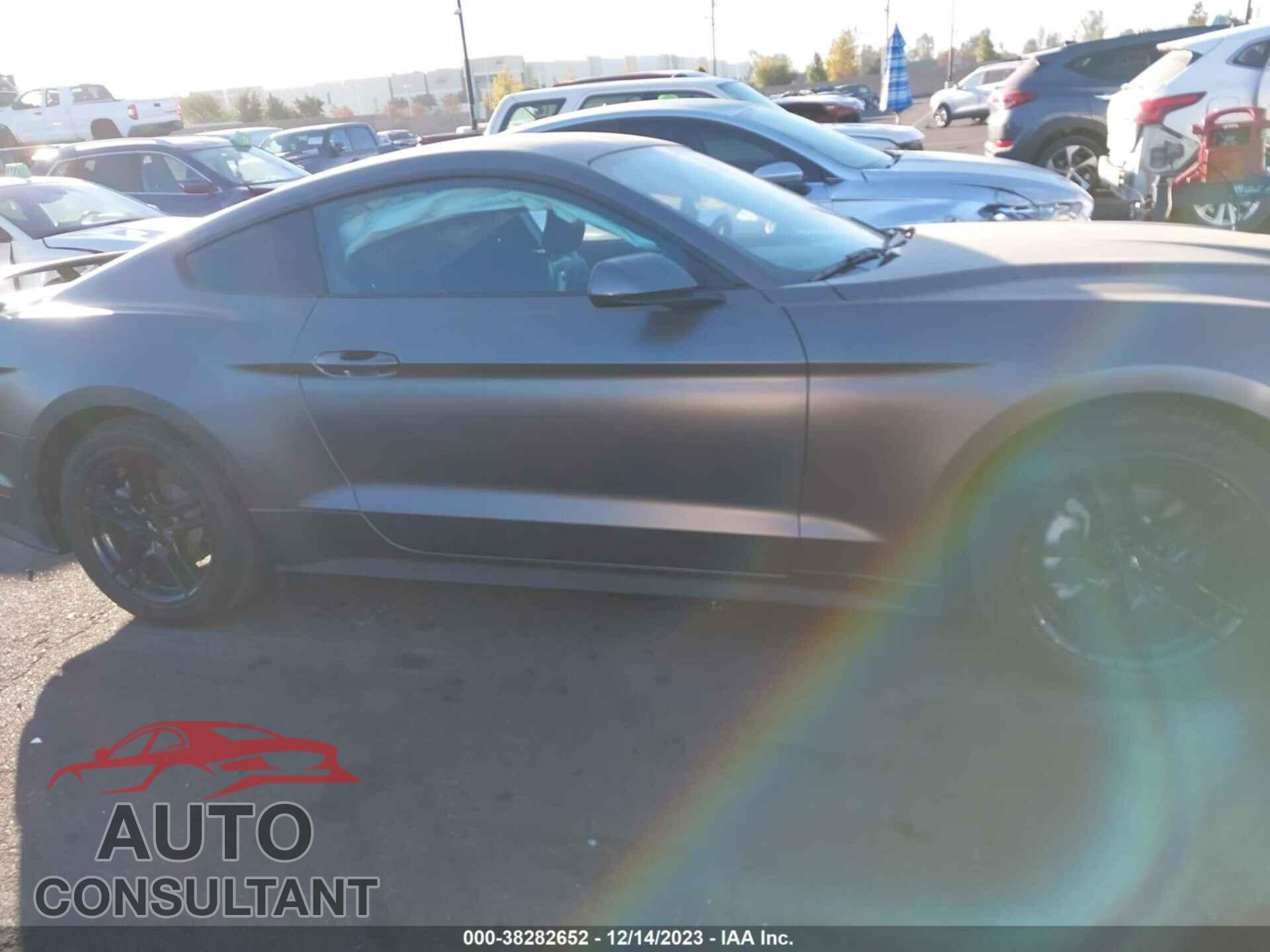 FORD MUSTANG 2022 - 1FA6P8TH8N5113460