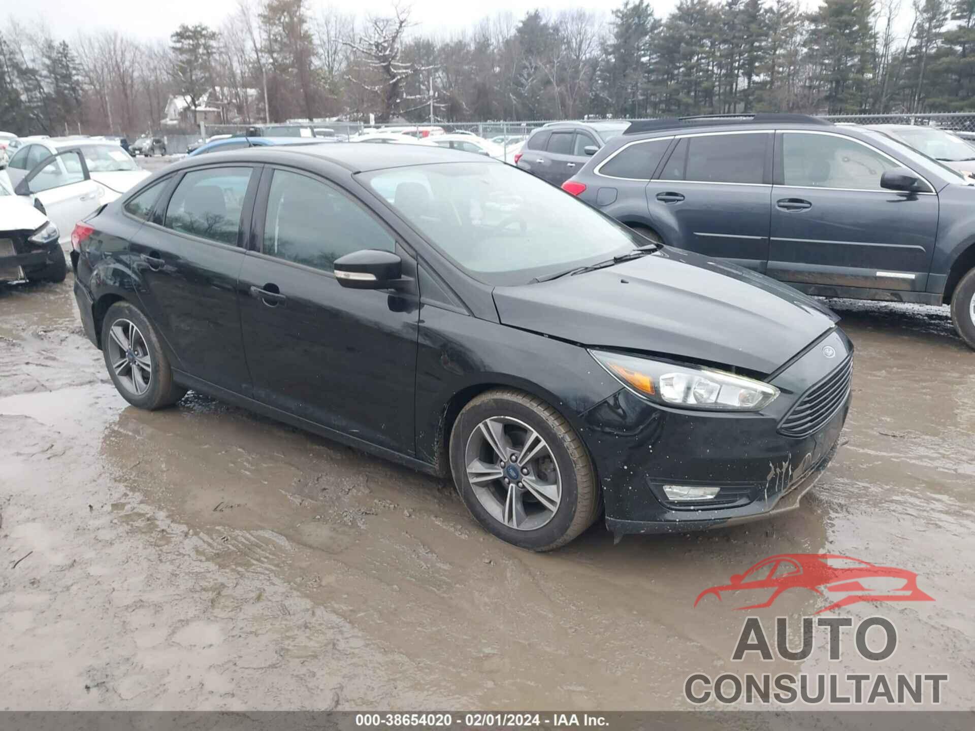 FORD FOCUS 2018 - 1FADP3FE4JL291030