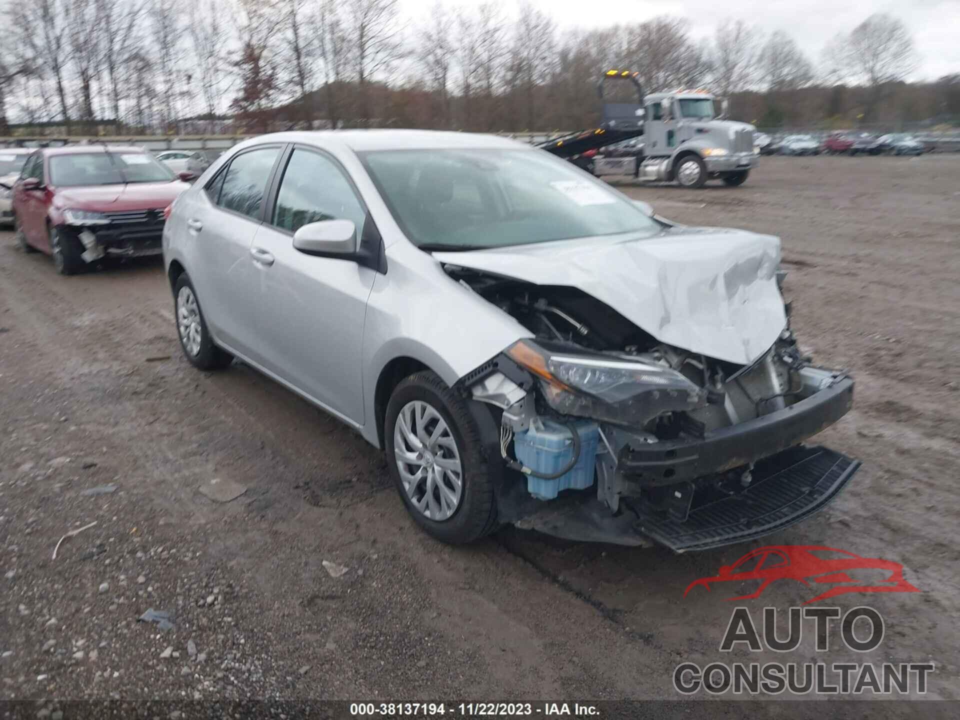 TOYOTA COROLLA 2018 - 2T1BURHE5JC052278