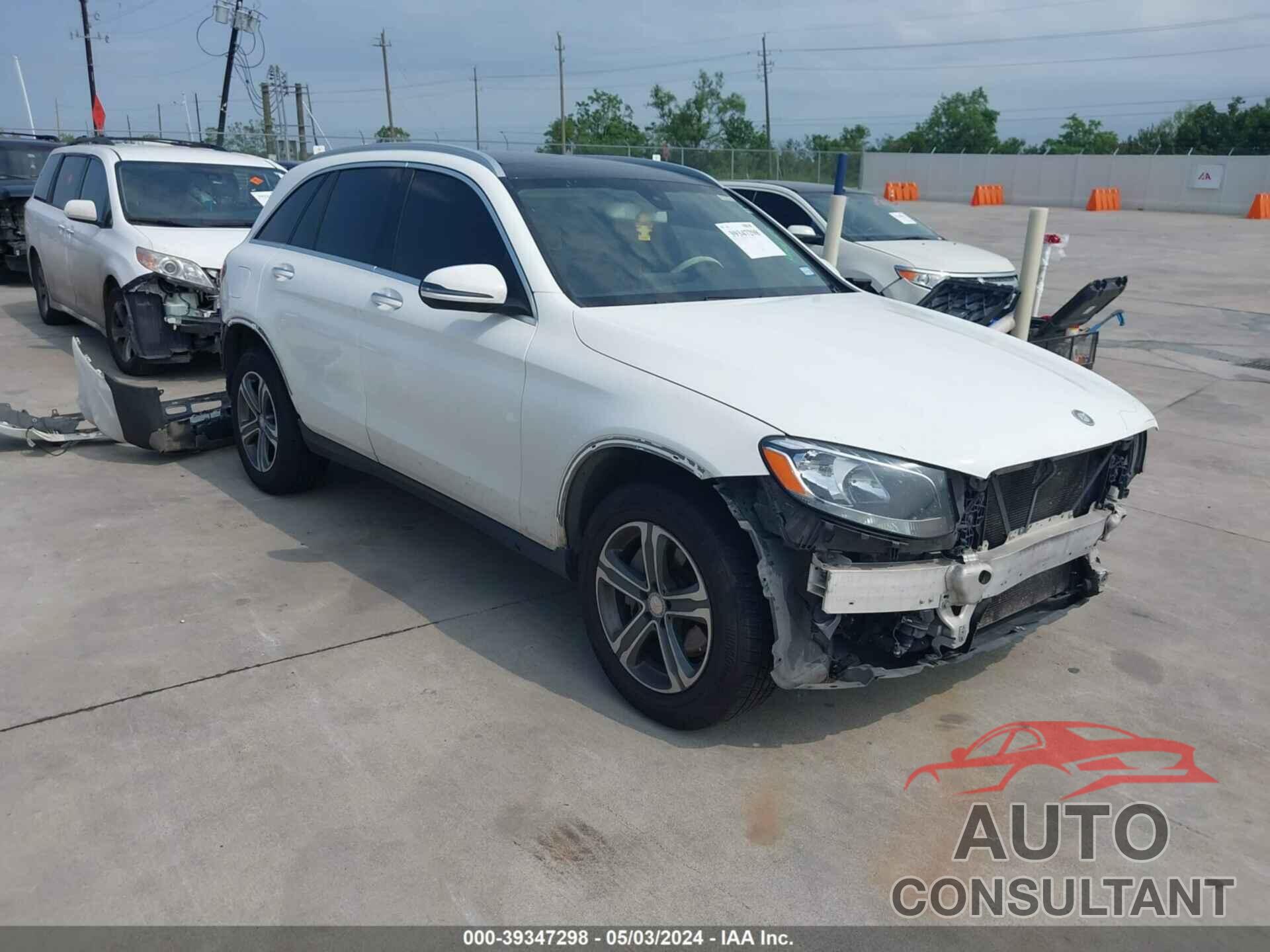 MERCEDES-BENZ GLC 300 2016 - WDC0G4JB1GF042312