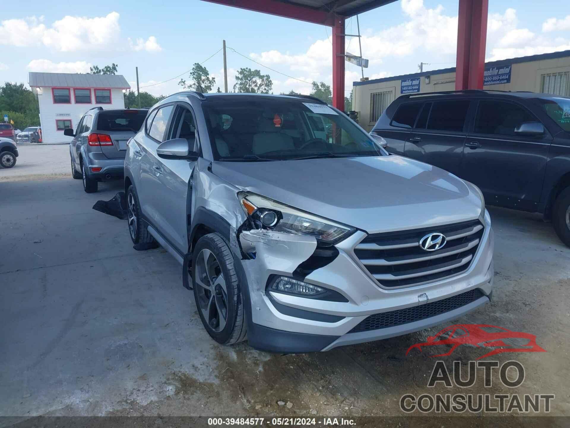 HYUNDAI TUCSON 2017 - KM8J33A25HU560156