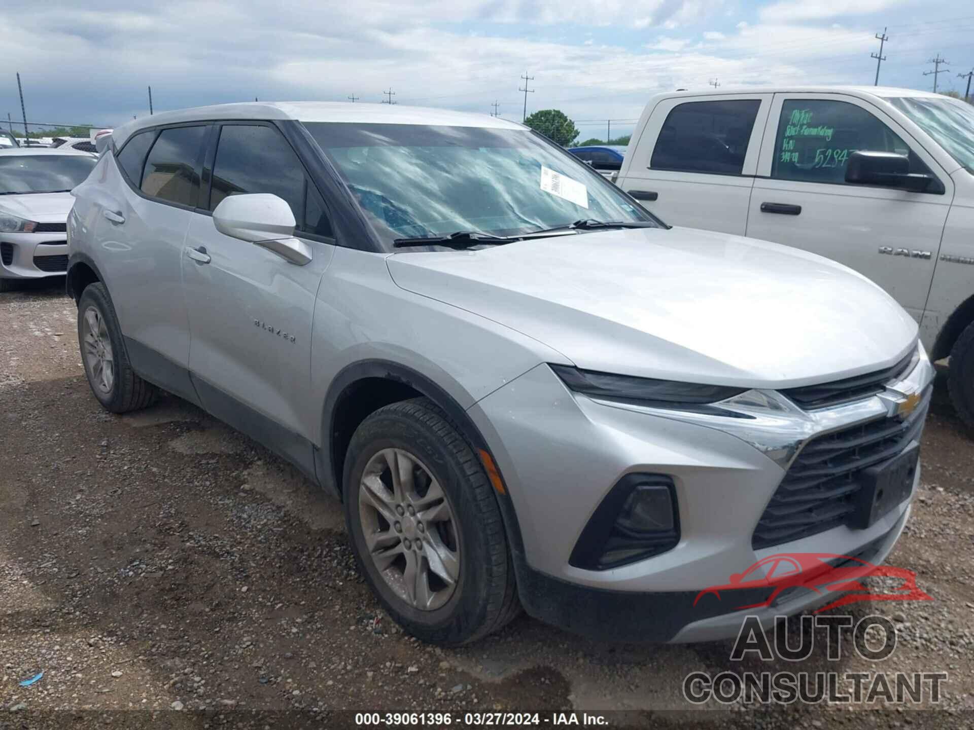 CHEVROLET BLAZER 2019 - 3GNKBBRA9KS673401