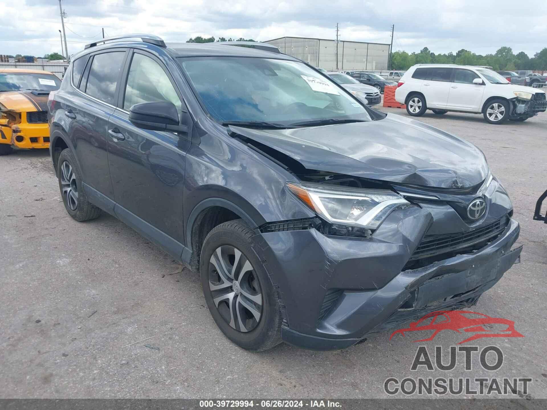 TOYOTA RAV4 2017 - JTMZFREV0HD104409