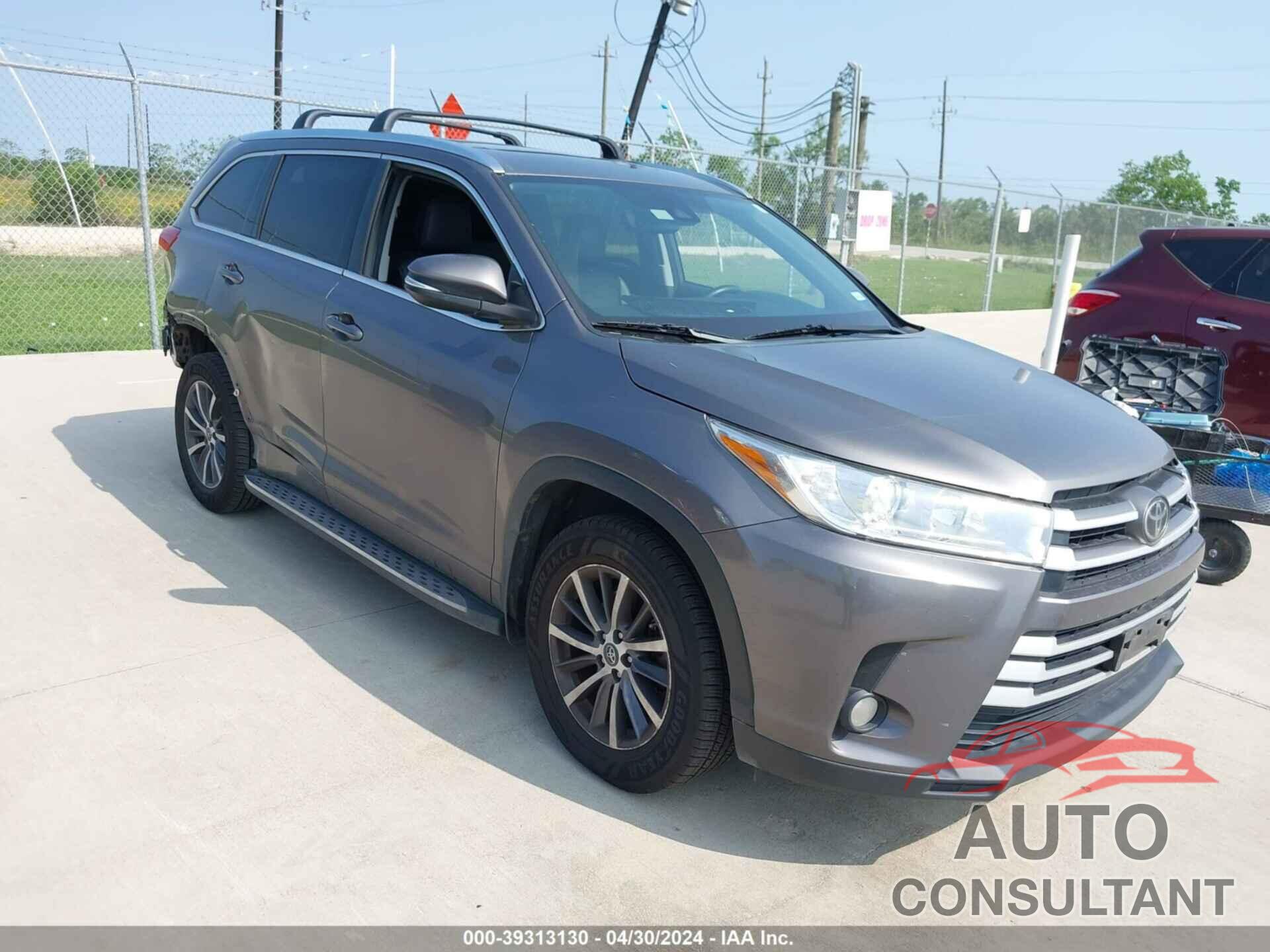 TOYOTA HIGHLANDER 2017 - 5TDKZRFH1HS520961