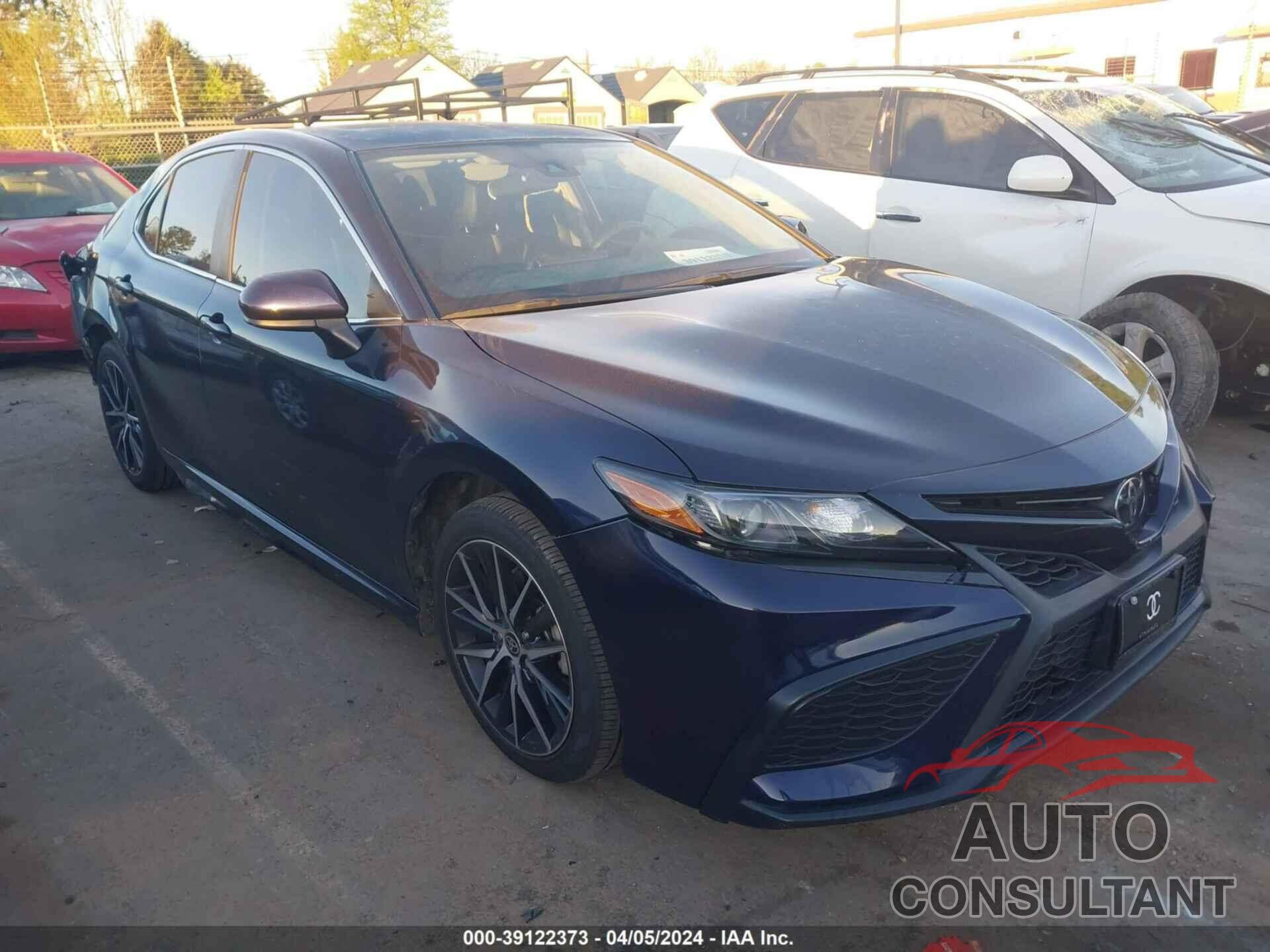 TOYOTA CAMRY 2021 - 4T1G11AK3MU481177