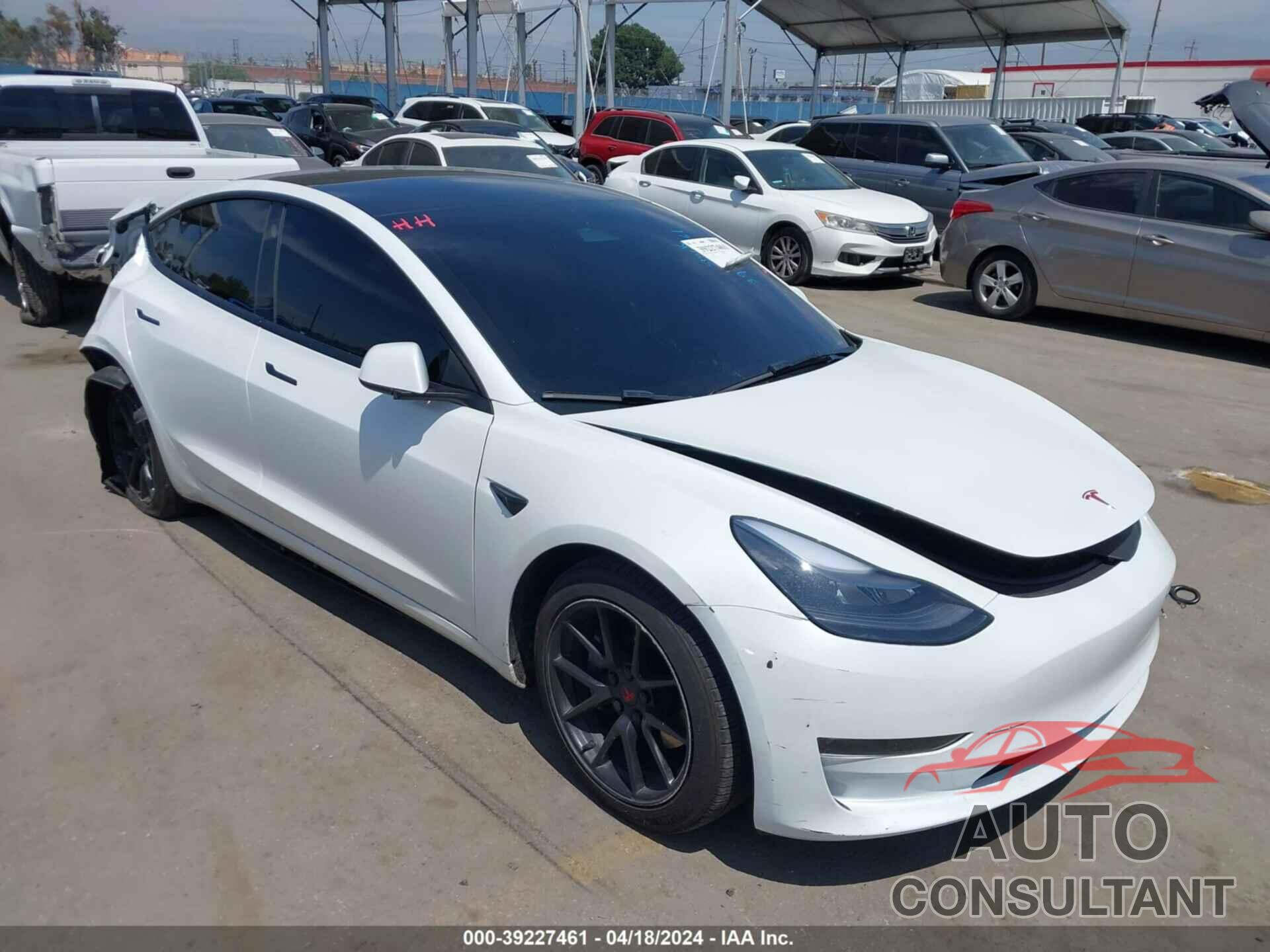 TESLA MODEL 3 2023 - 5YJ3E1EA0PF572395