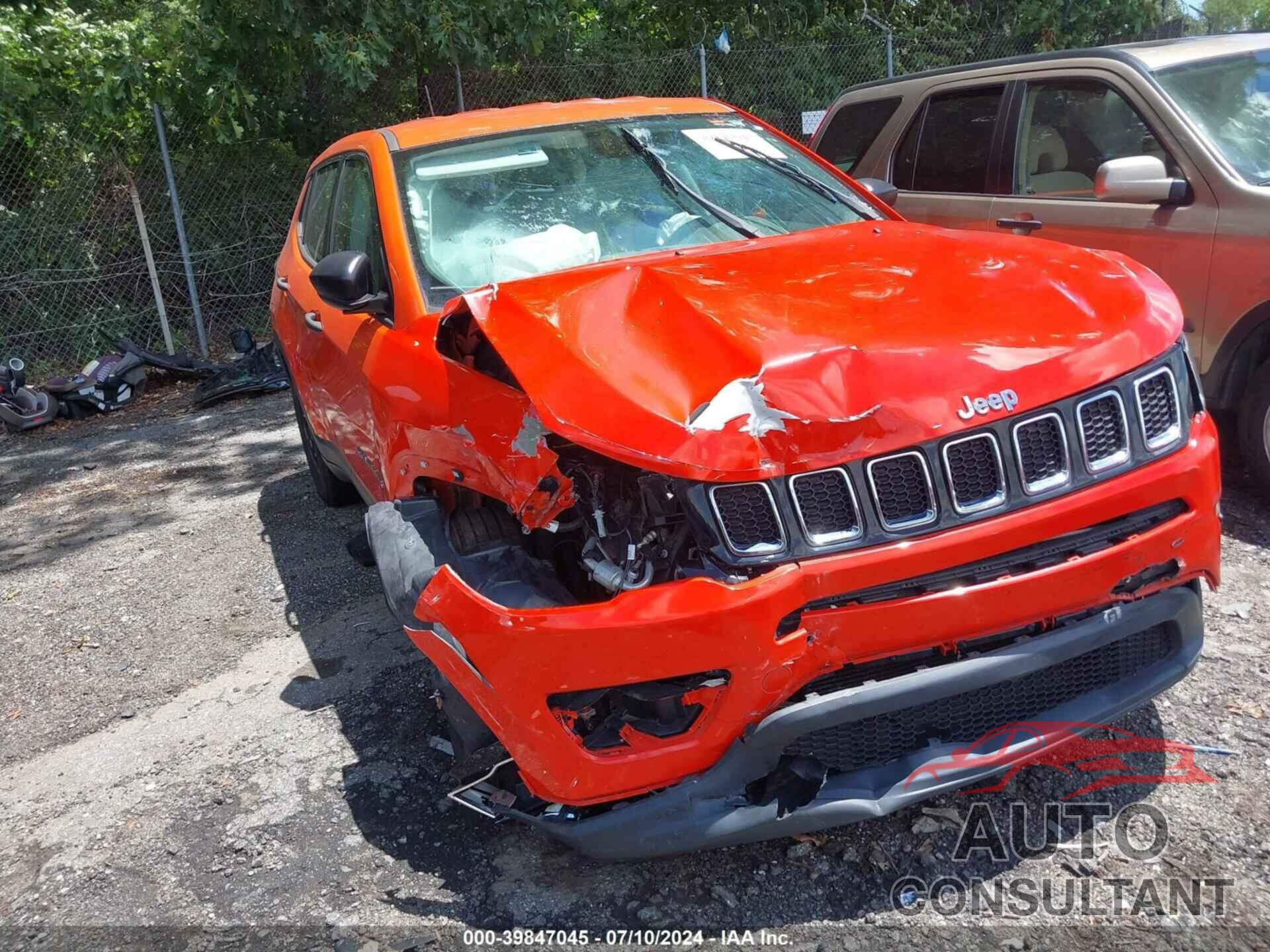 JEEP COMPASS 2018 - 3C4NJCAB9JT308809