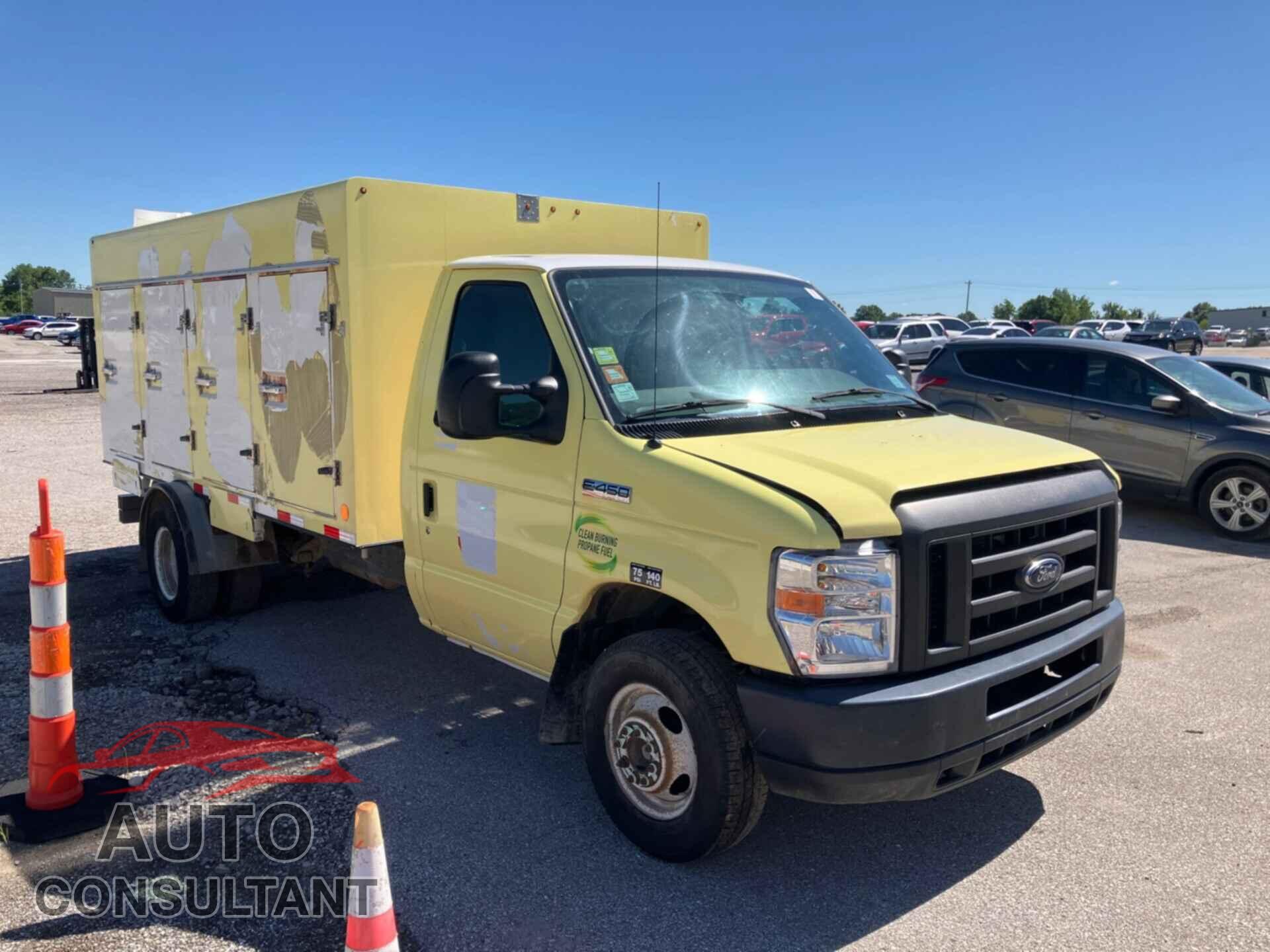 FORD ECONOLINE 2017 - 1FDXE4FS9HDC69033