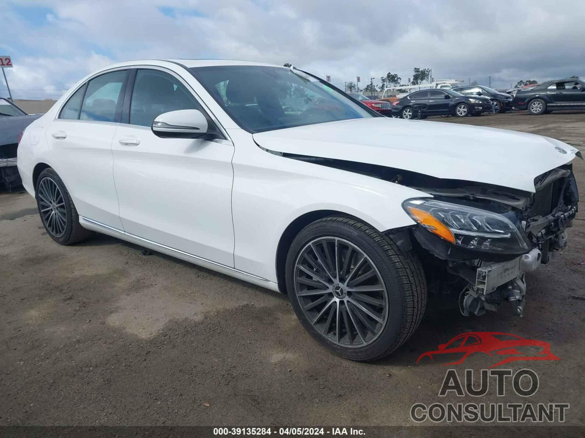 MERCEDES-BENZ C 300 2019 - WDDWF8DB5KR462951