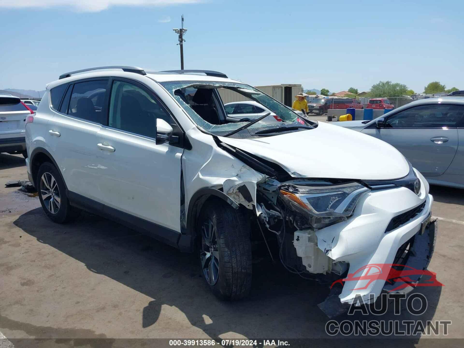 TOYOTA RAV4 2018 - JTMRFREV4JD237633