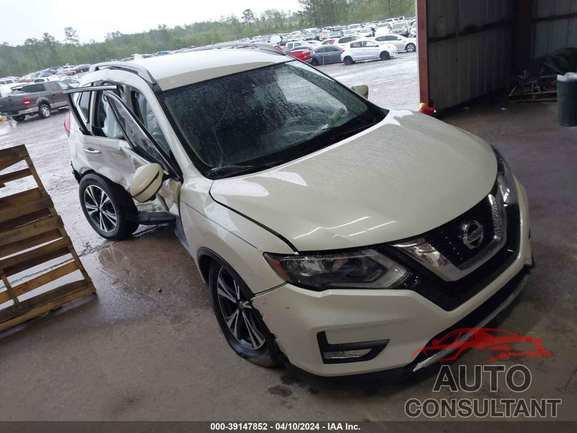 NISSAN ROGUE 2017 - 5N1AT2MT0HC819110