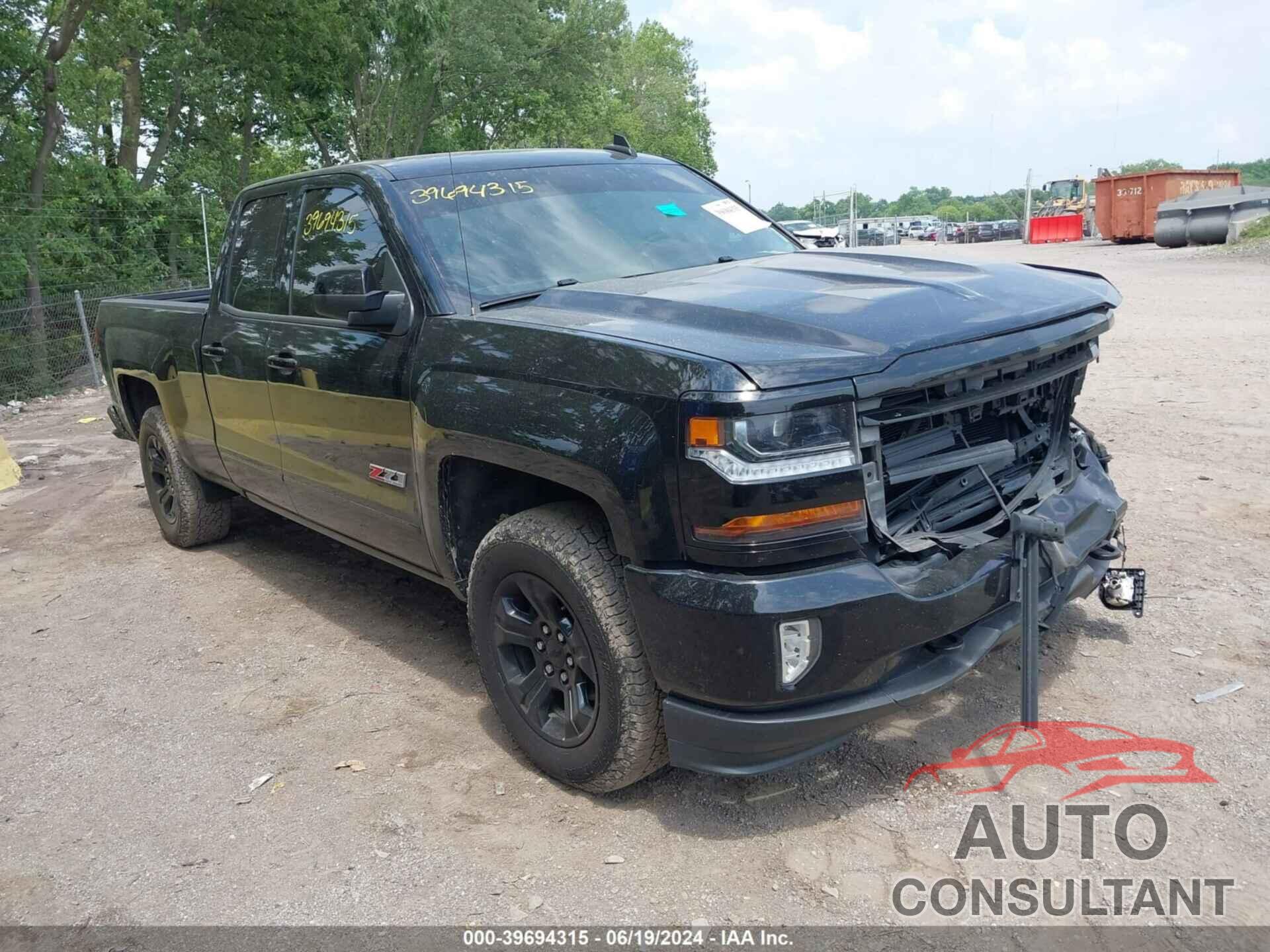 CHEVROLET SILVERADO 1500 2017 - 1GCVKREC1HZ182337