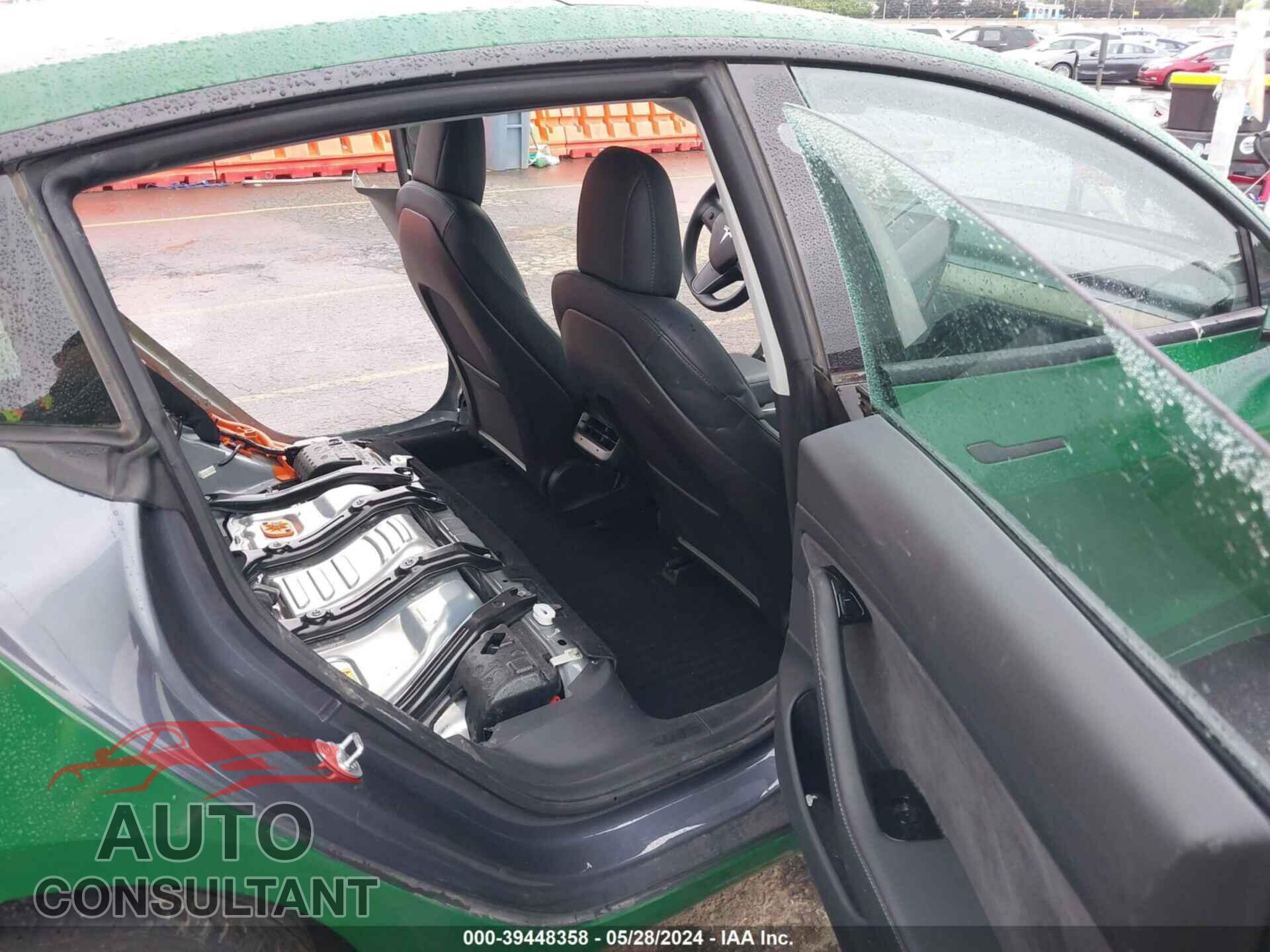 TESLA MODEL 3 2020 - 5YJ3E1EB8LF735538
