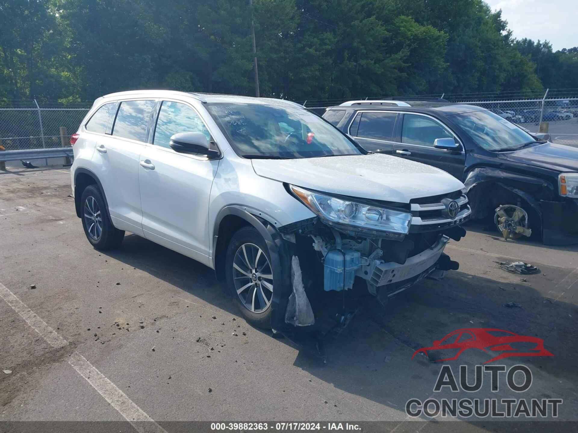 TOYOTA HIGHLANDER 2017 - 5TDJZRFH2HS457686