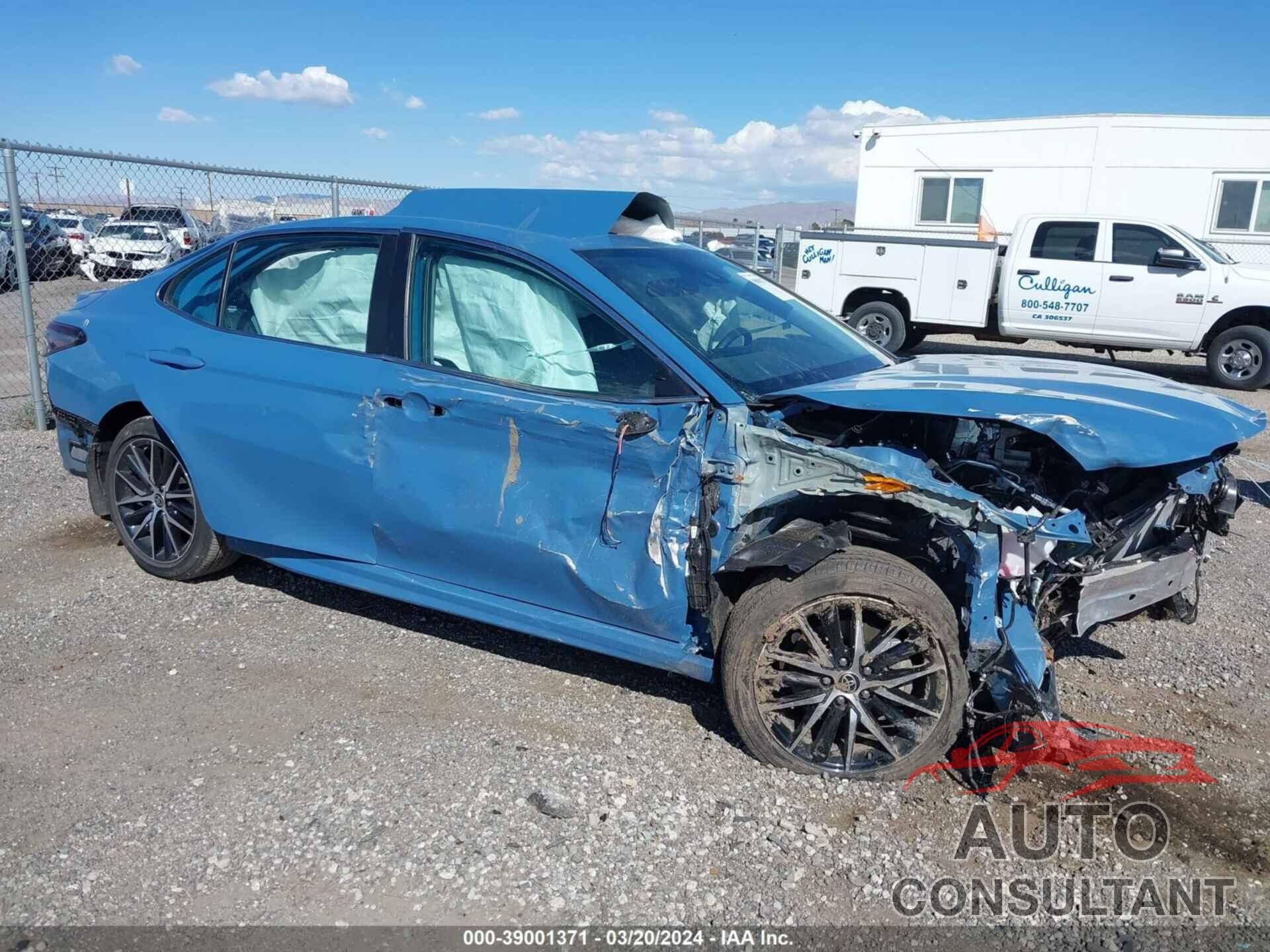 TOYOTA CAMRY 2023 - 4T1G11AK9PU098655