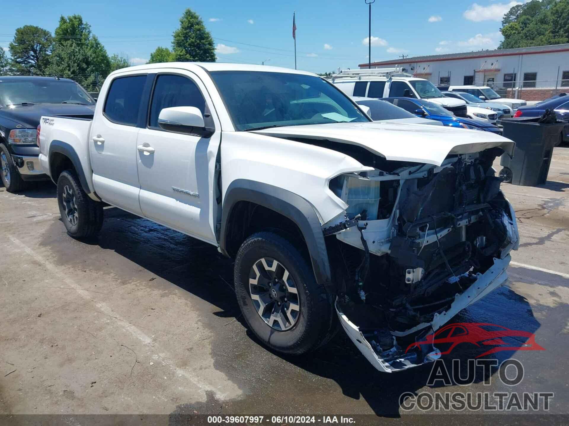 TOYOTA TACOMA 2017 - 5TFAZ5CNXHX041656