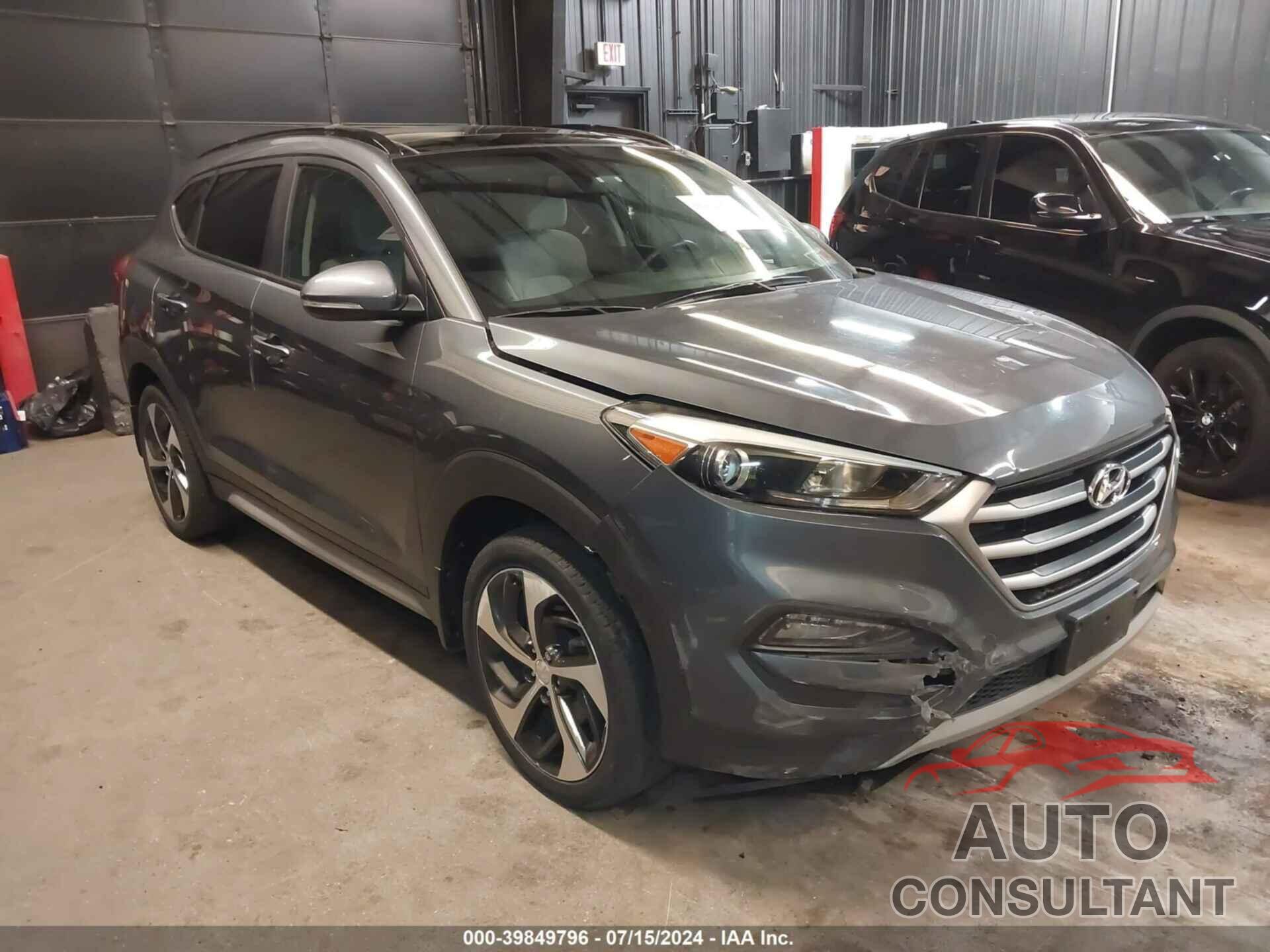 HYUNDAI TUCSON 2018 - KM8J3CA26JU626638