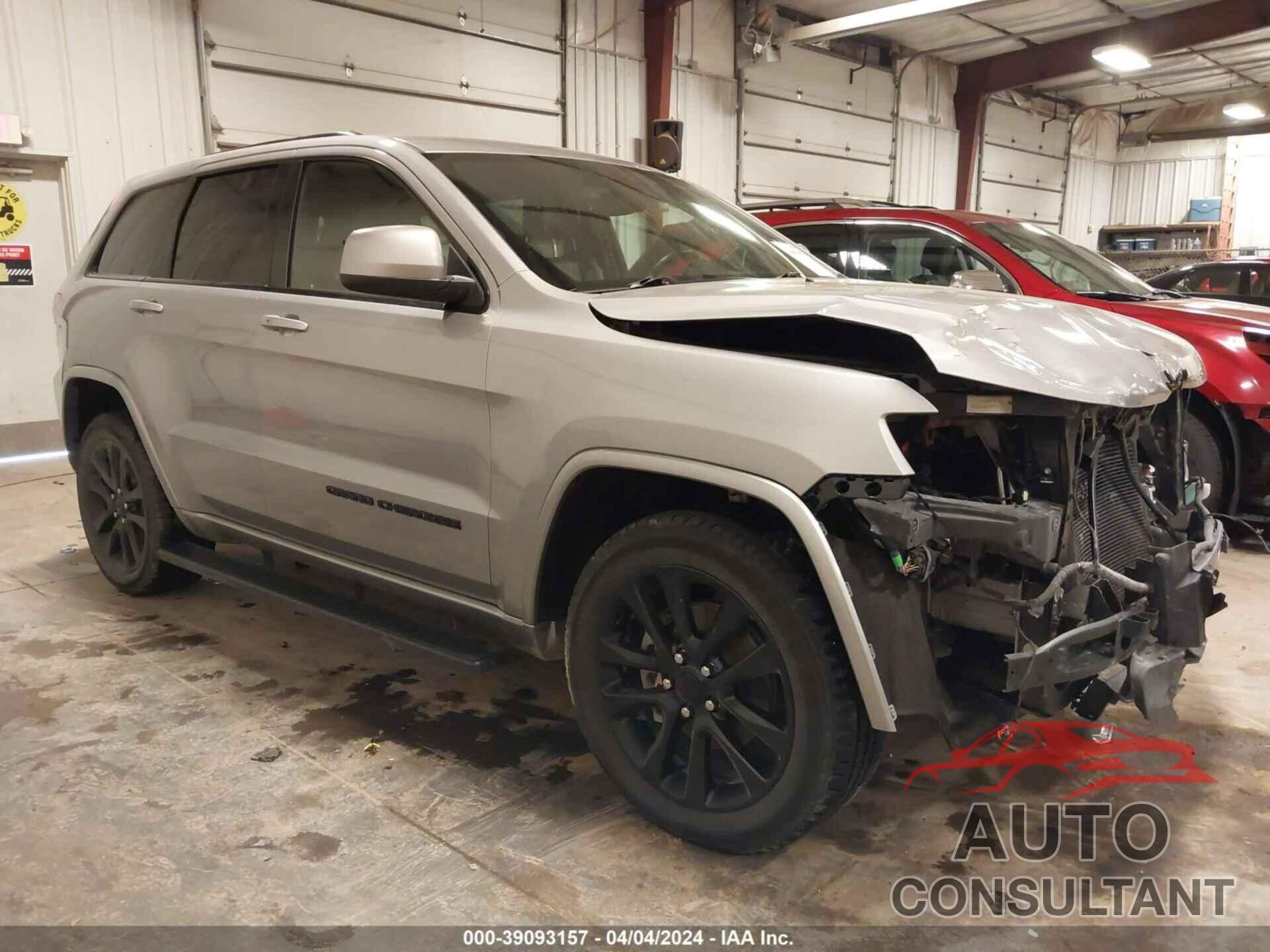 JEEP GRAND CHEROKEE 2018 - 1C4RJFAGXJC303256