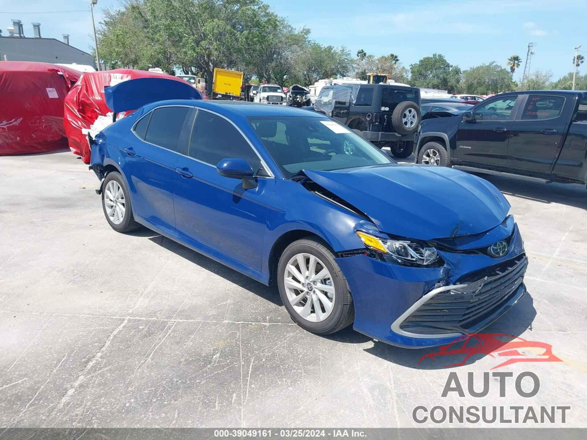 TOYOTA CAMRY 2024 - 4T1C11AK2RU222895