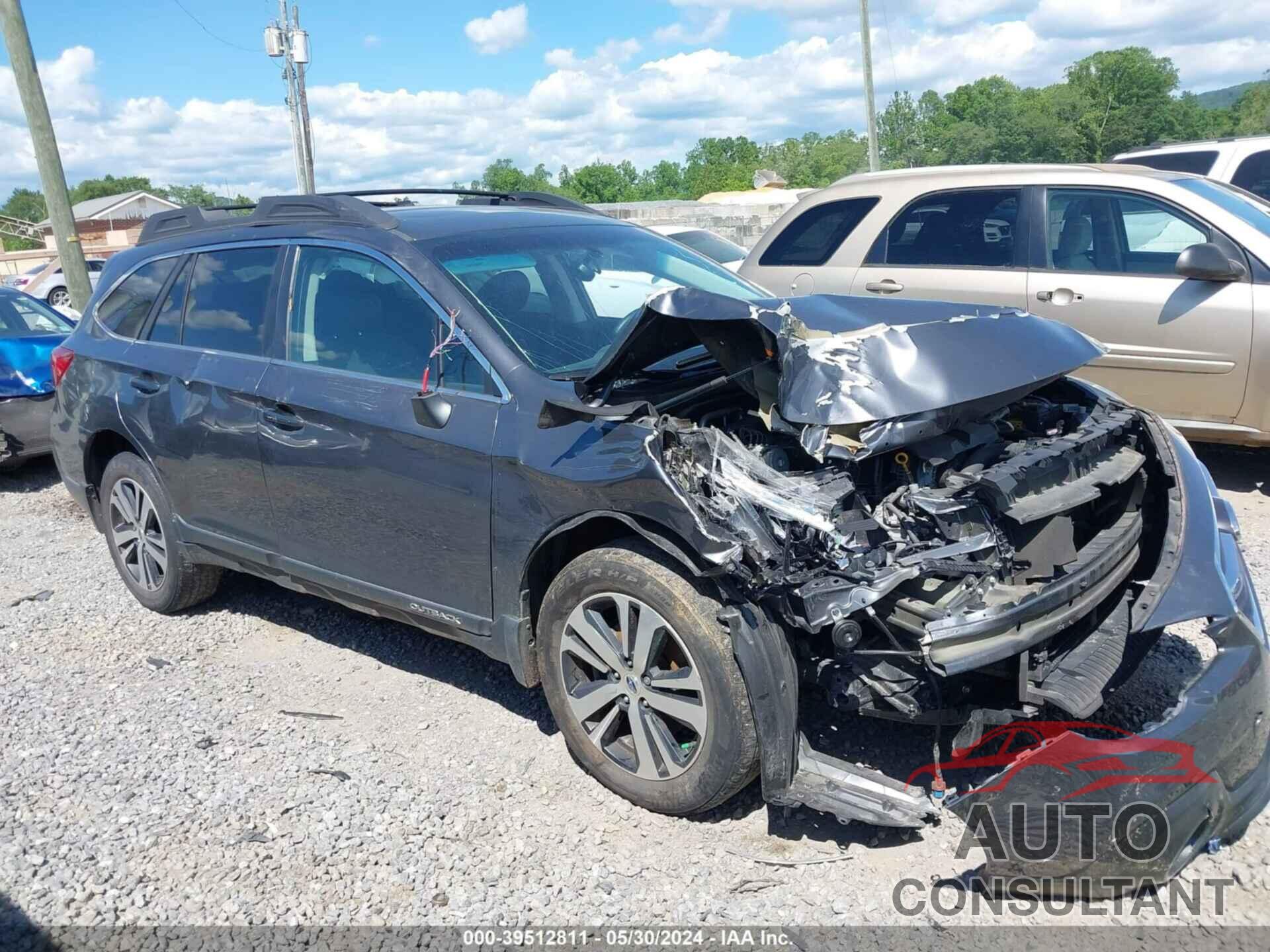 SUBARU OUTBACK 2018 - 4S4BSAKC9J3246167