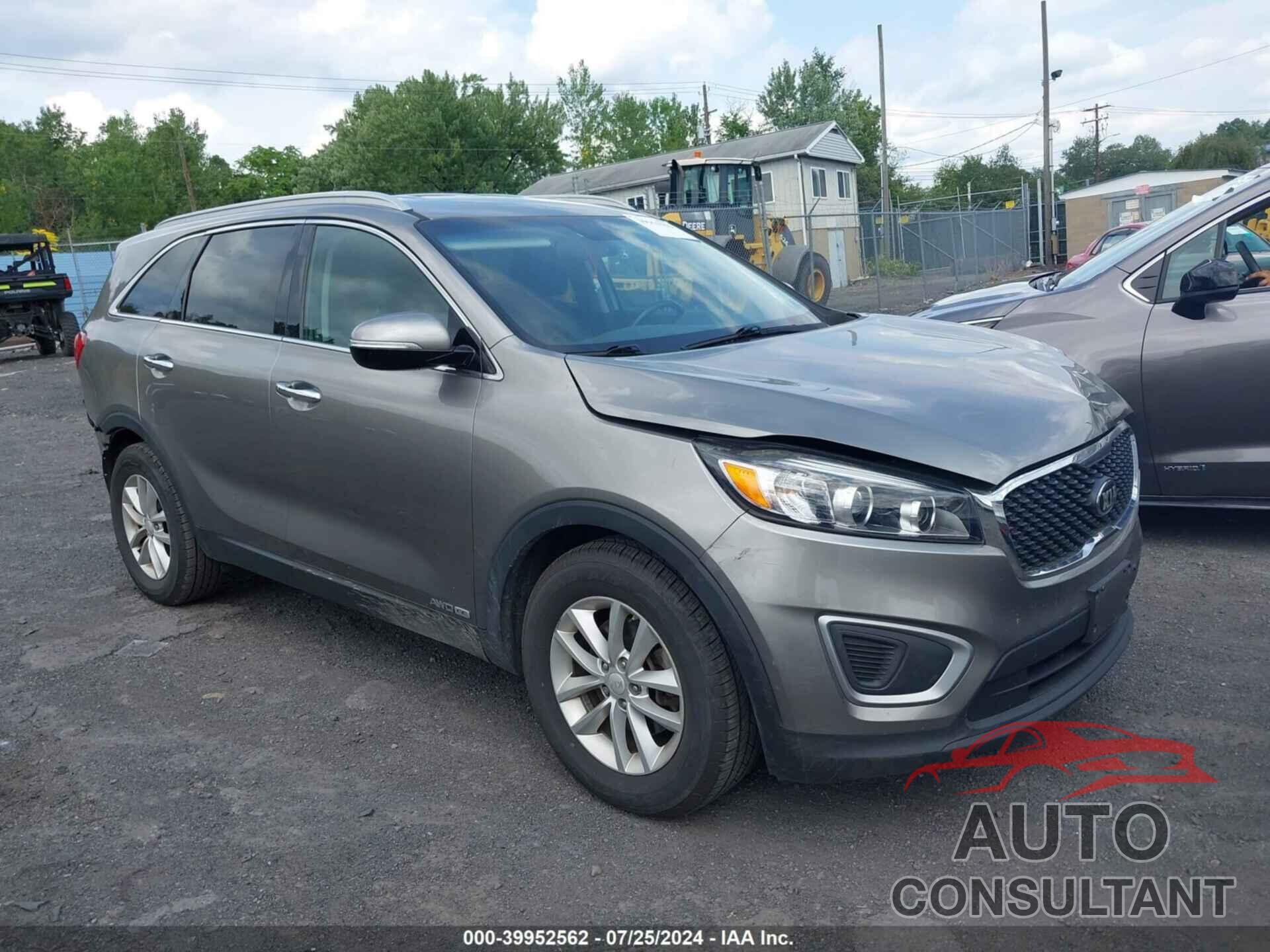 KIA SORENTO 2017 - 5XYPGDA58HG337565