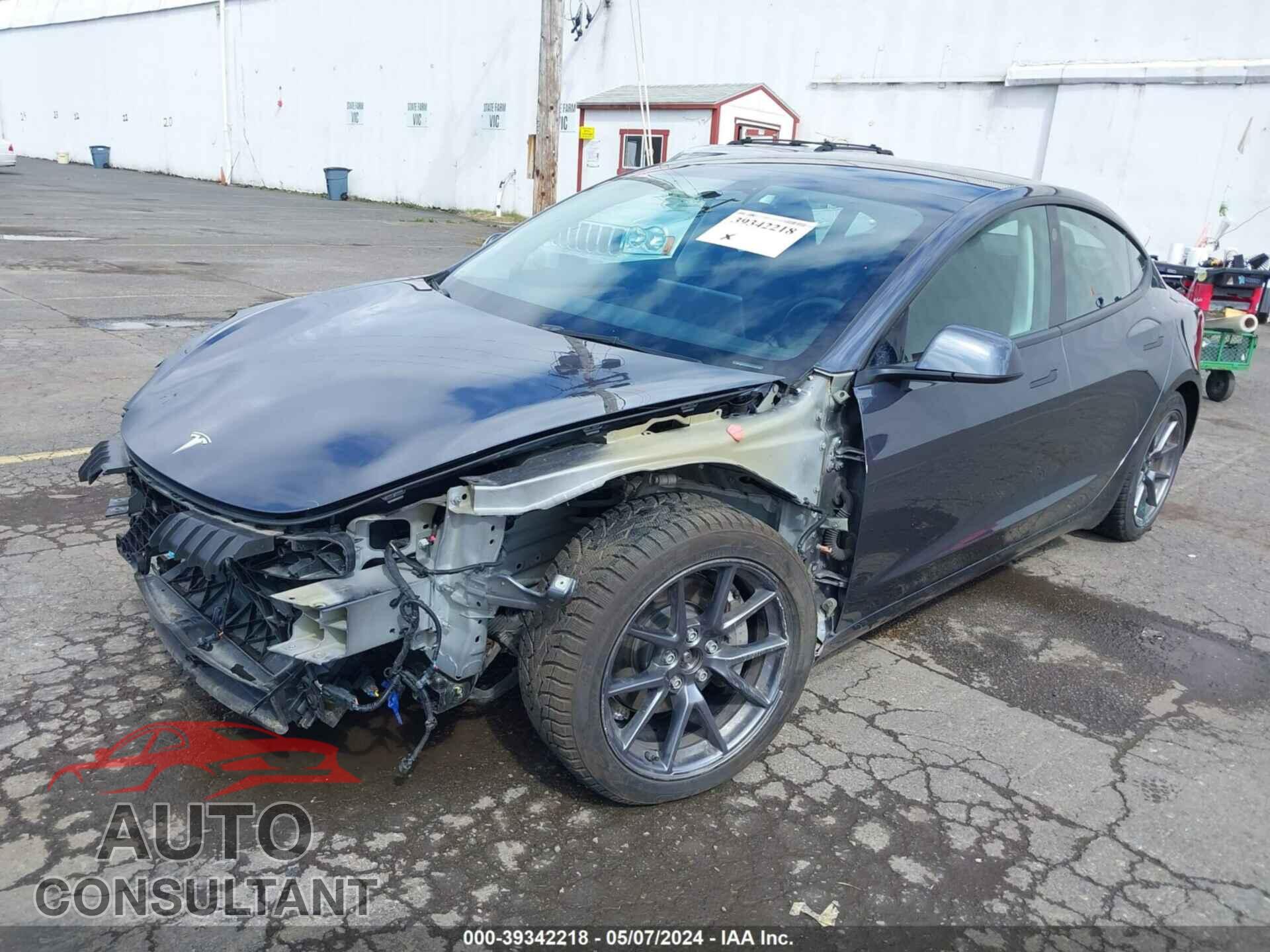 TESLA MODEL 3 2023 - 5YJ3E1EB6PF595513