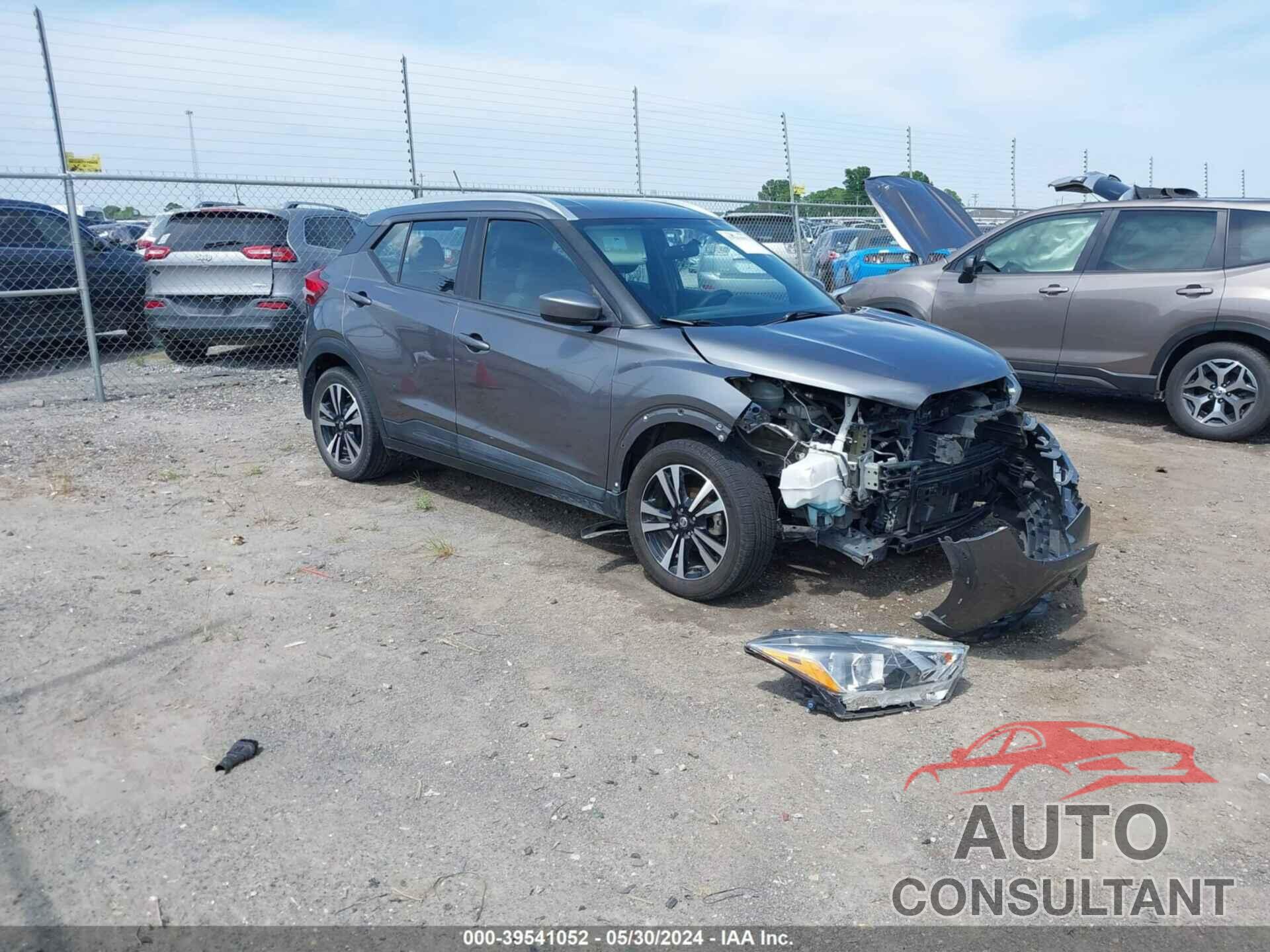 NISSAN KICKS 2018 - 3N1CP5CUXJL507242