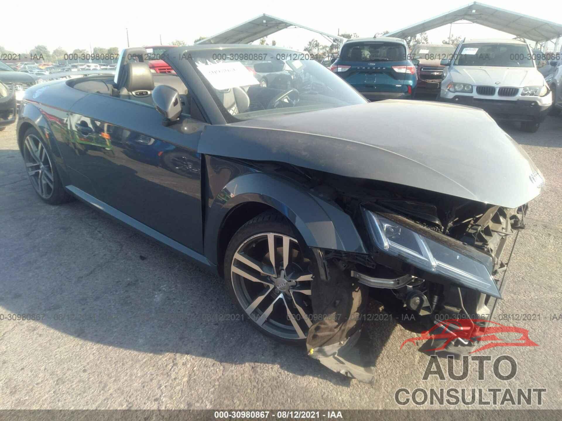 AUDI TT ROADSTER 2017 - TRUT5CFV8H1000519
