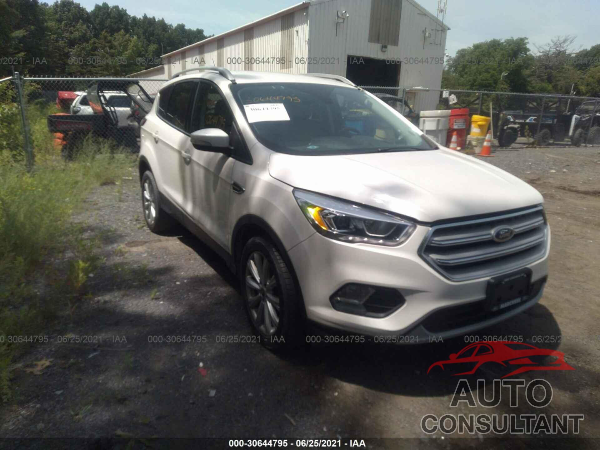 FORD ESCAPE 2017 - 1FMCU9JD7HUB72078